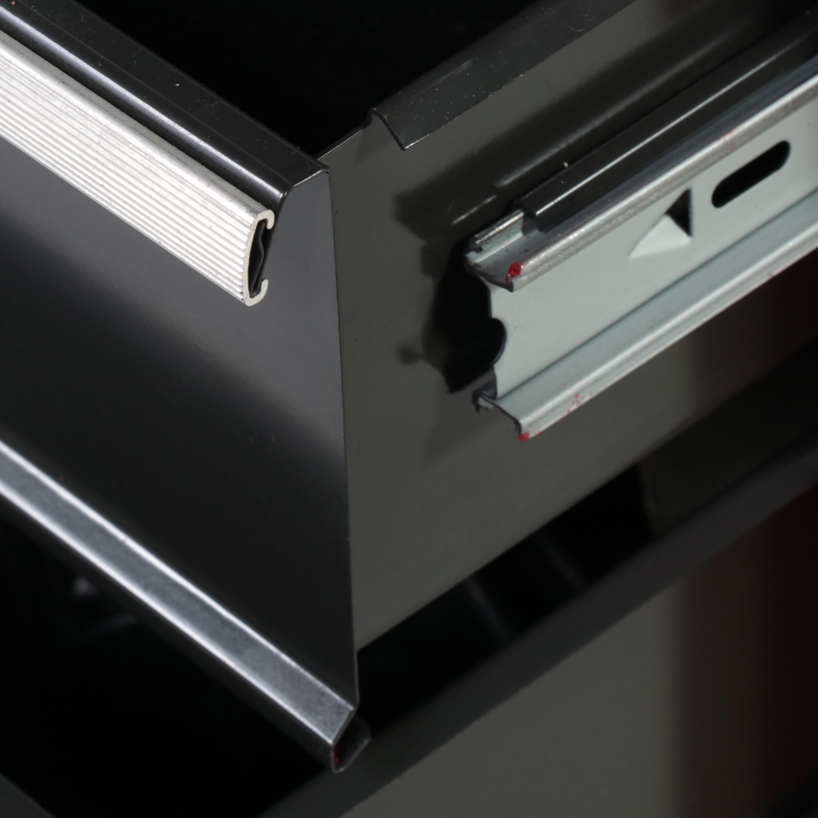 Craftsman Rolling Tool Chest