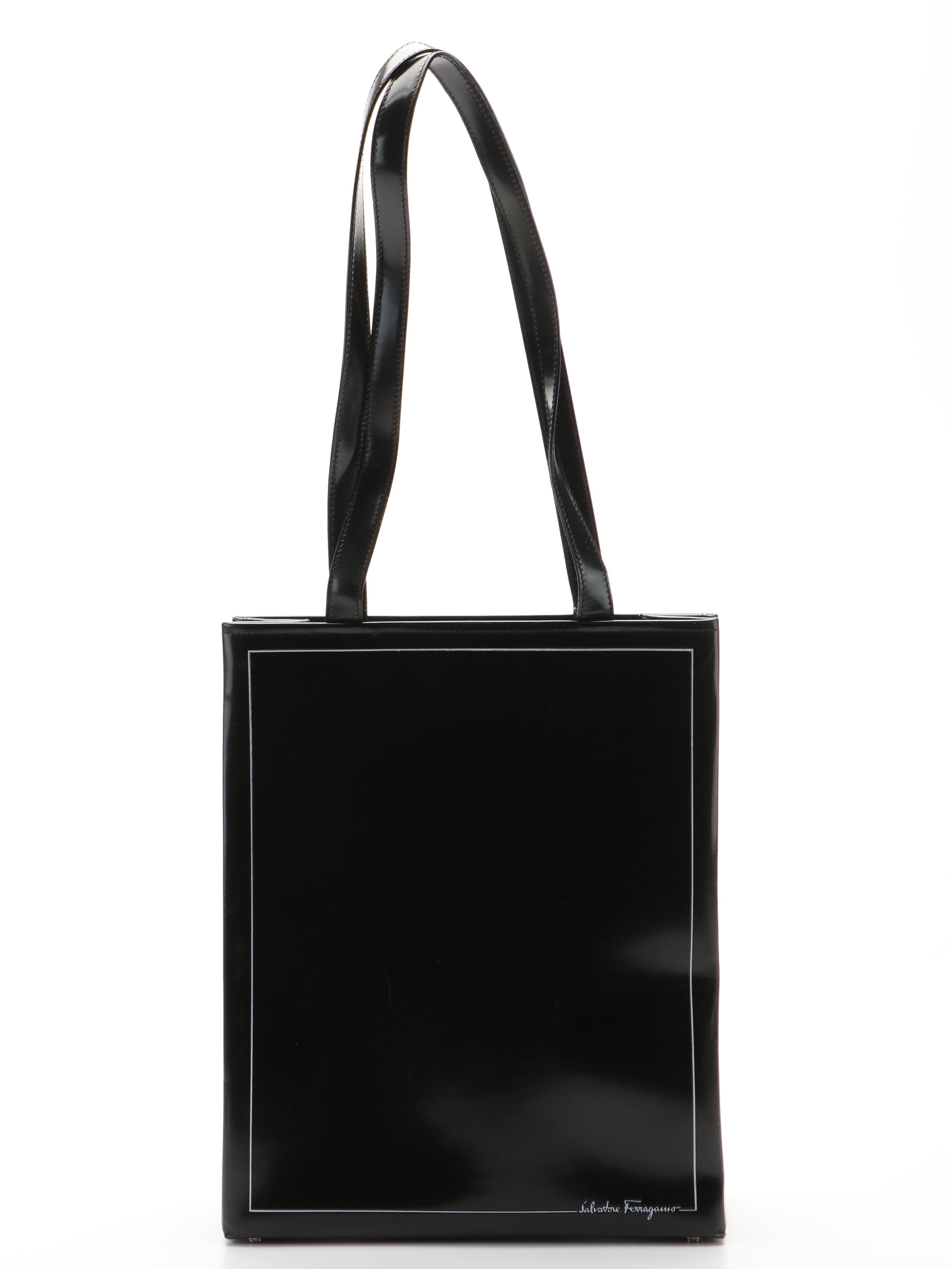 Salvatore Ferragamo Shoulder Bag in Black Leather
