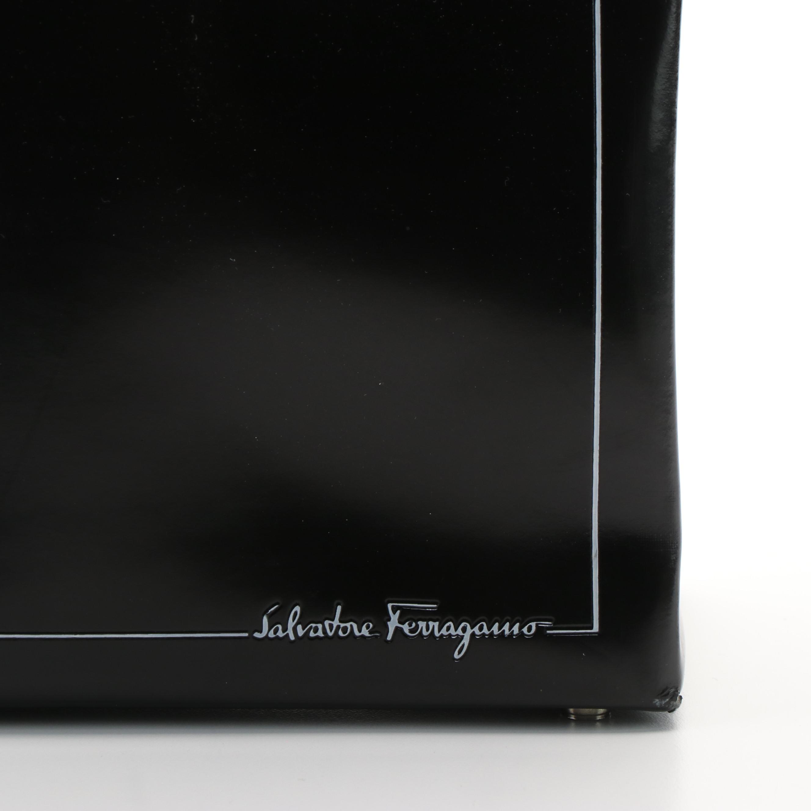 Salvatore Ferragamo Shoulder Bag in Black Leather