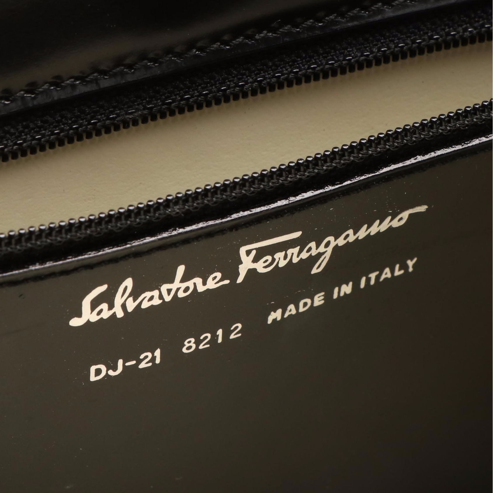 Salvatore Ferragamo Shoulder Bag in Black Leather