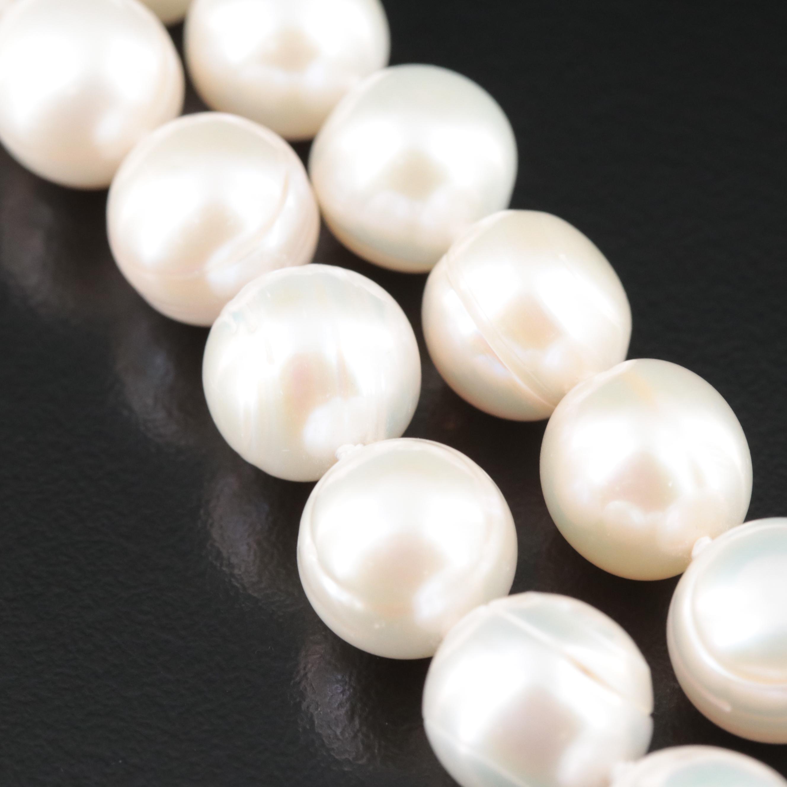 Pearl Necklace with 14K Clasp