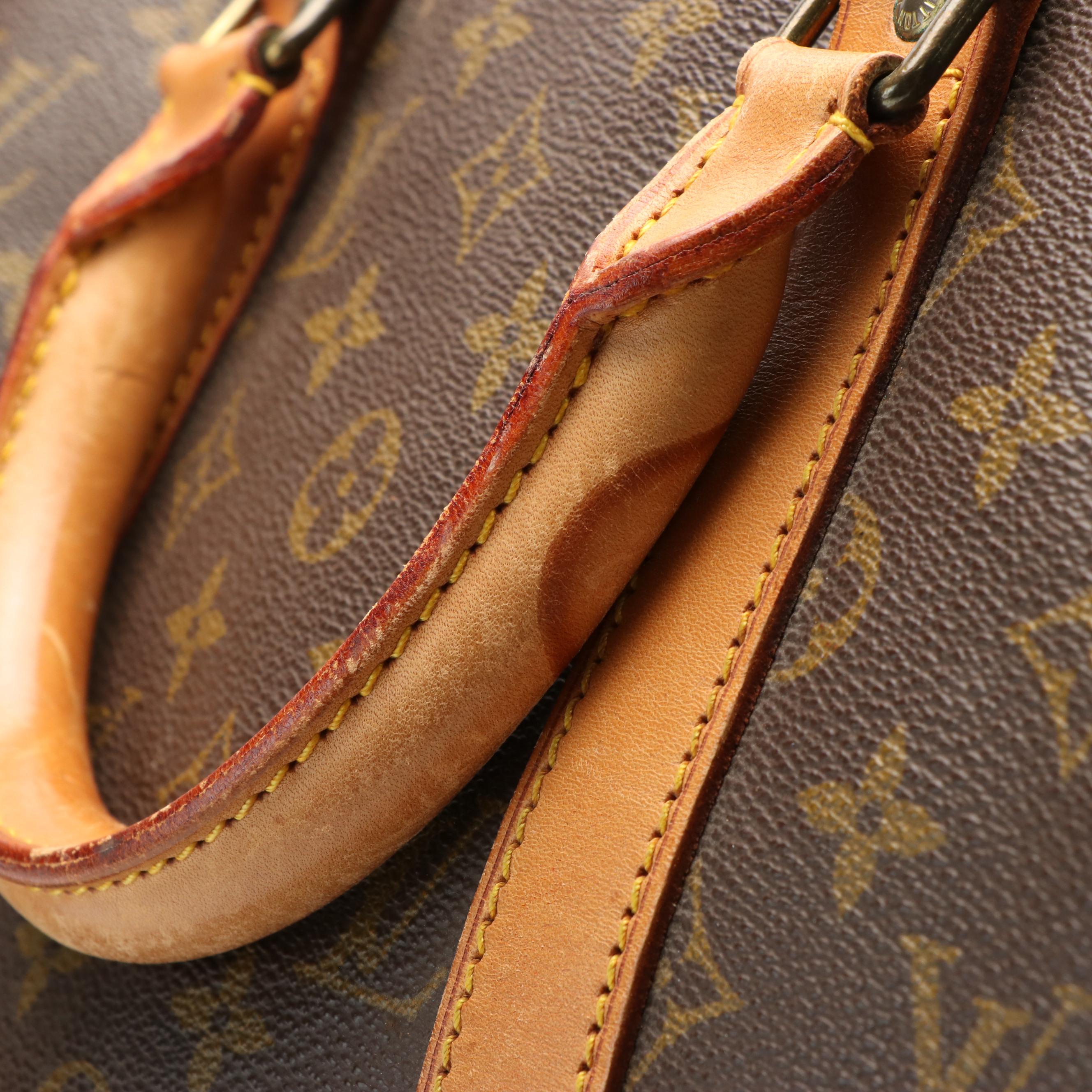 Louis Vuitton Keepall 50 Bag in Monogram Canvas