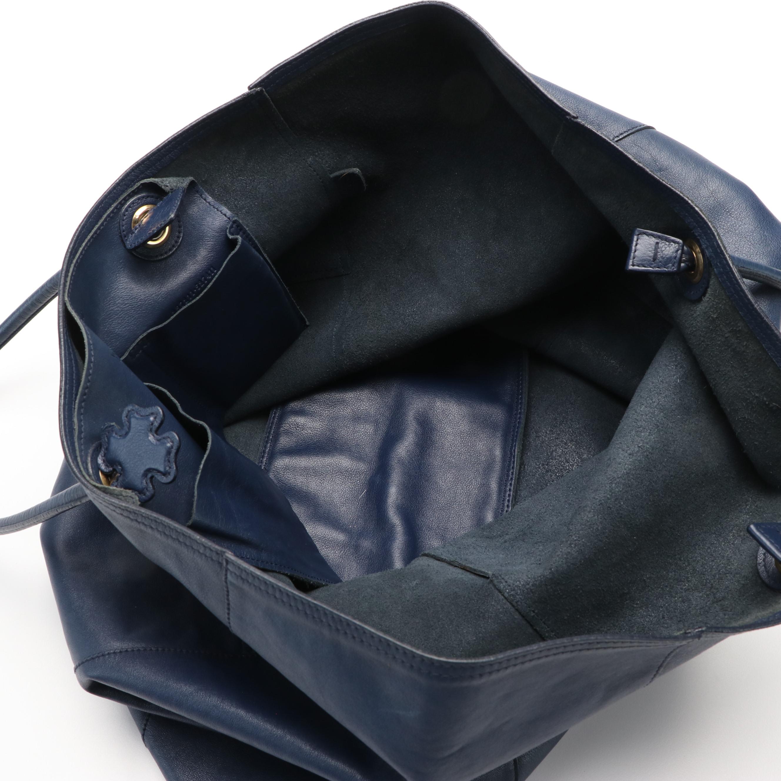 Yves Saint Laurent Navy Leather Large Sac Chyc Tote Bag