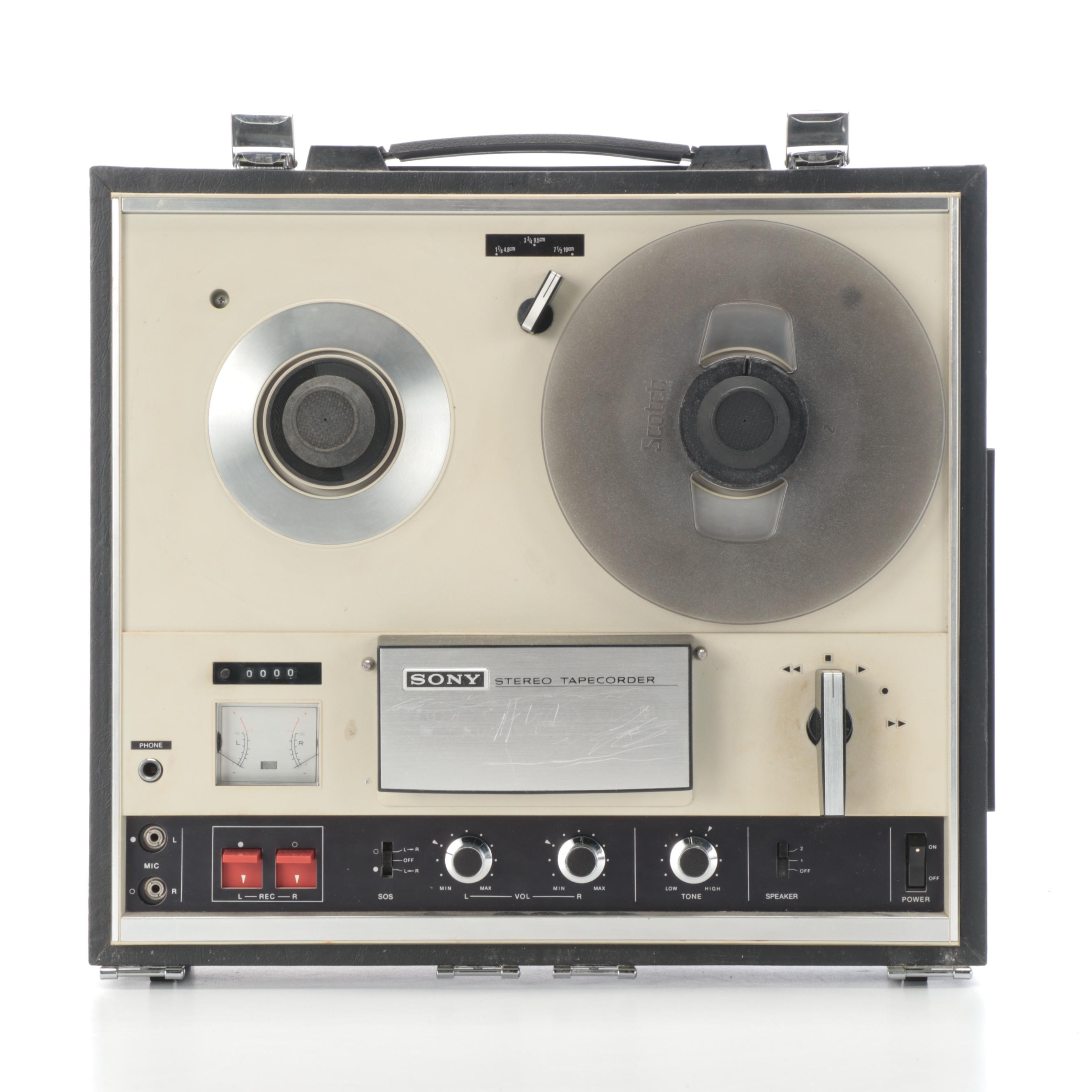 Sony Stereo Portable Tapecorder With Detacheable Speakers and Tapes