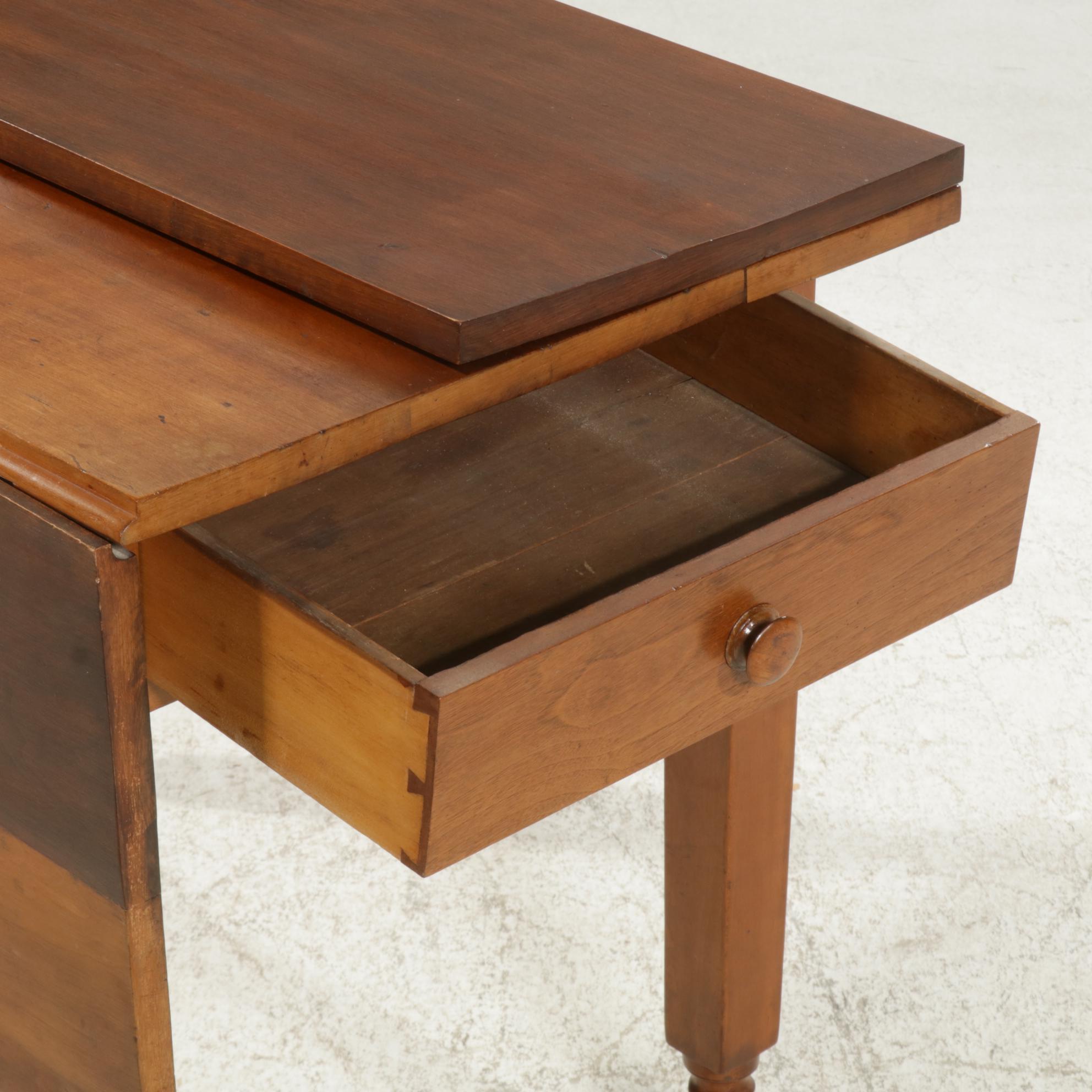 American Primitive Cherry Drop-Leaf Dining Table, 19th Century and Adapted