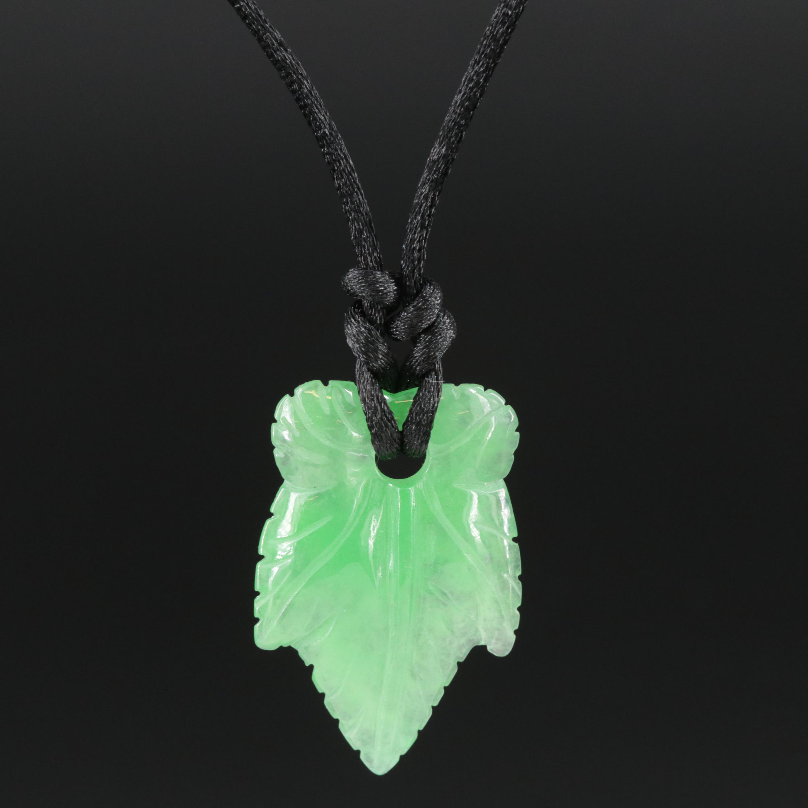 Carved Jadeite Necklace EBTH