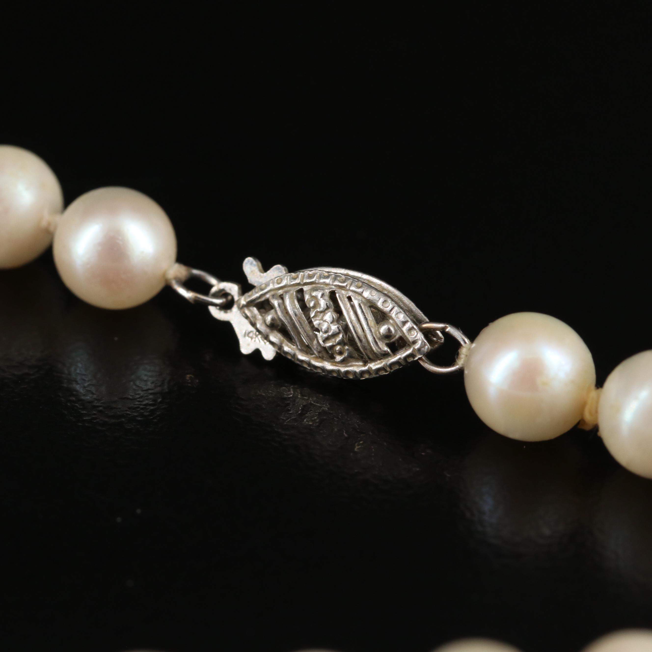 Pearl Necklace with 14K Clasp