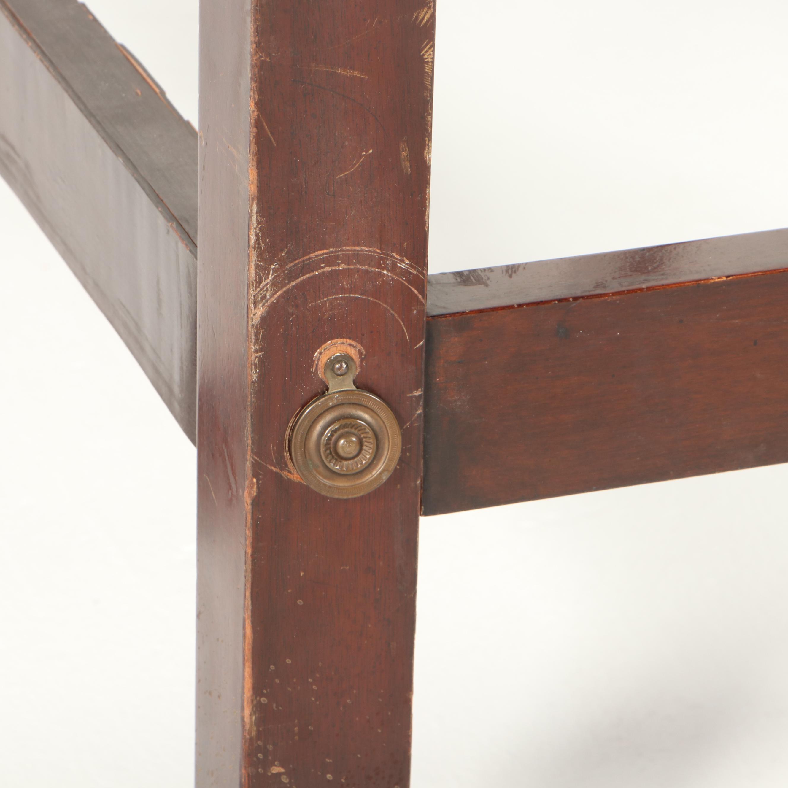 Pair of Federal Style Mahogany Twin Size Four-Poster Beds