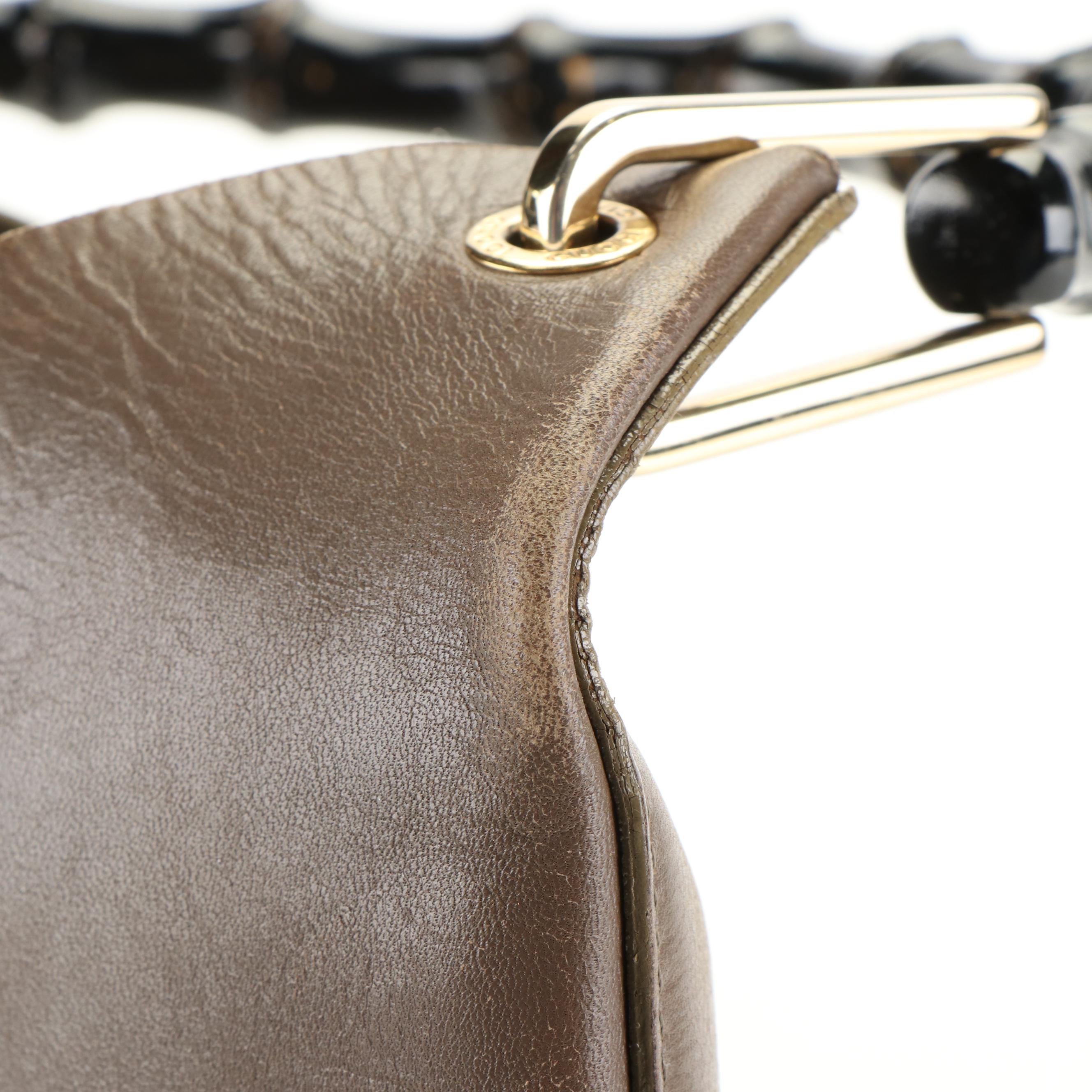 Gucci Shoulder Bag in Smooth Leather with Black Bamboo Handle and Zip Pouch