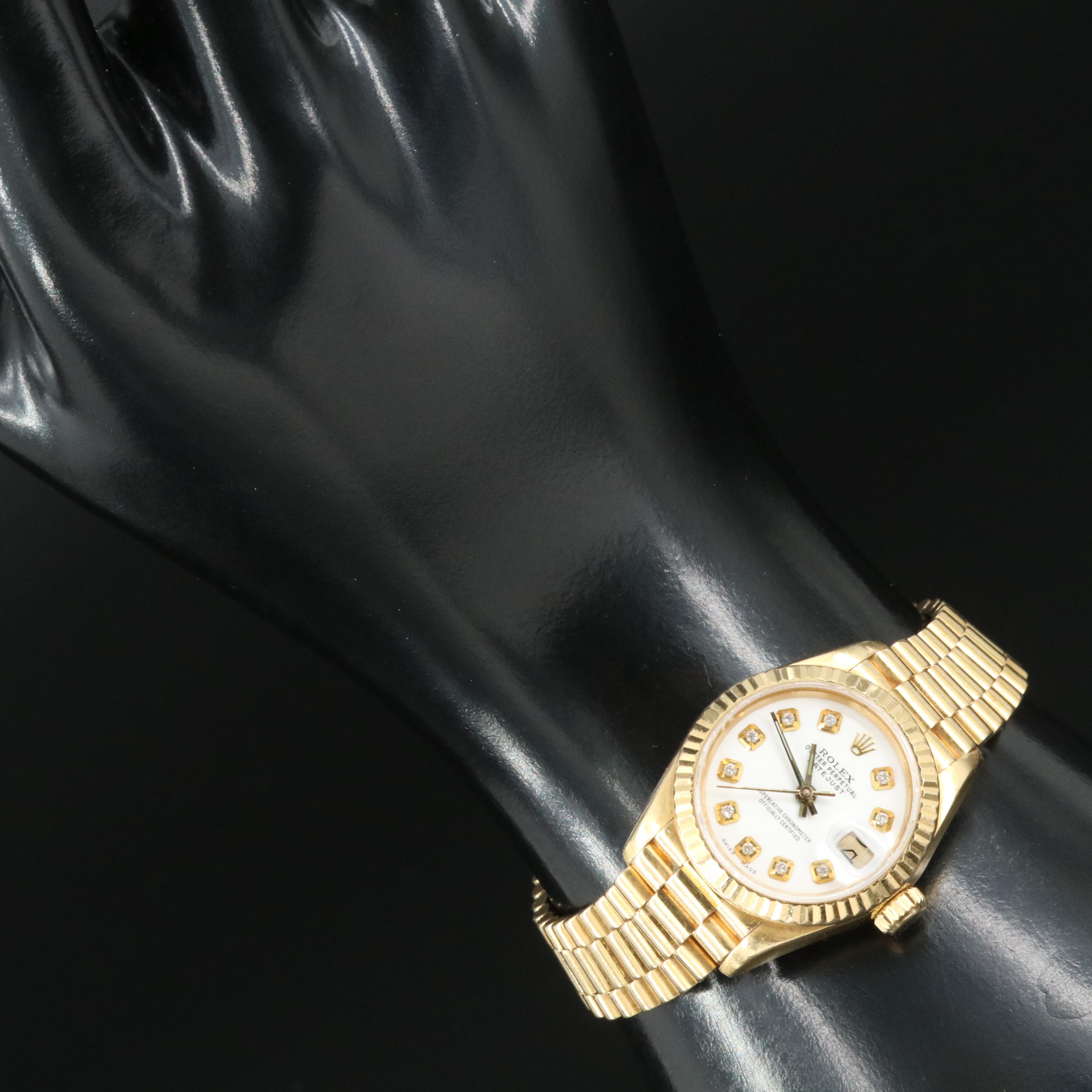 1990 Rolex 18K Custom Diamond Dial Datejust President Band Watch