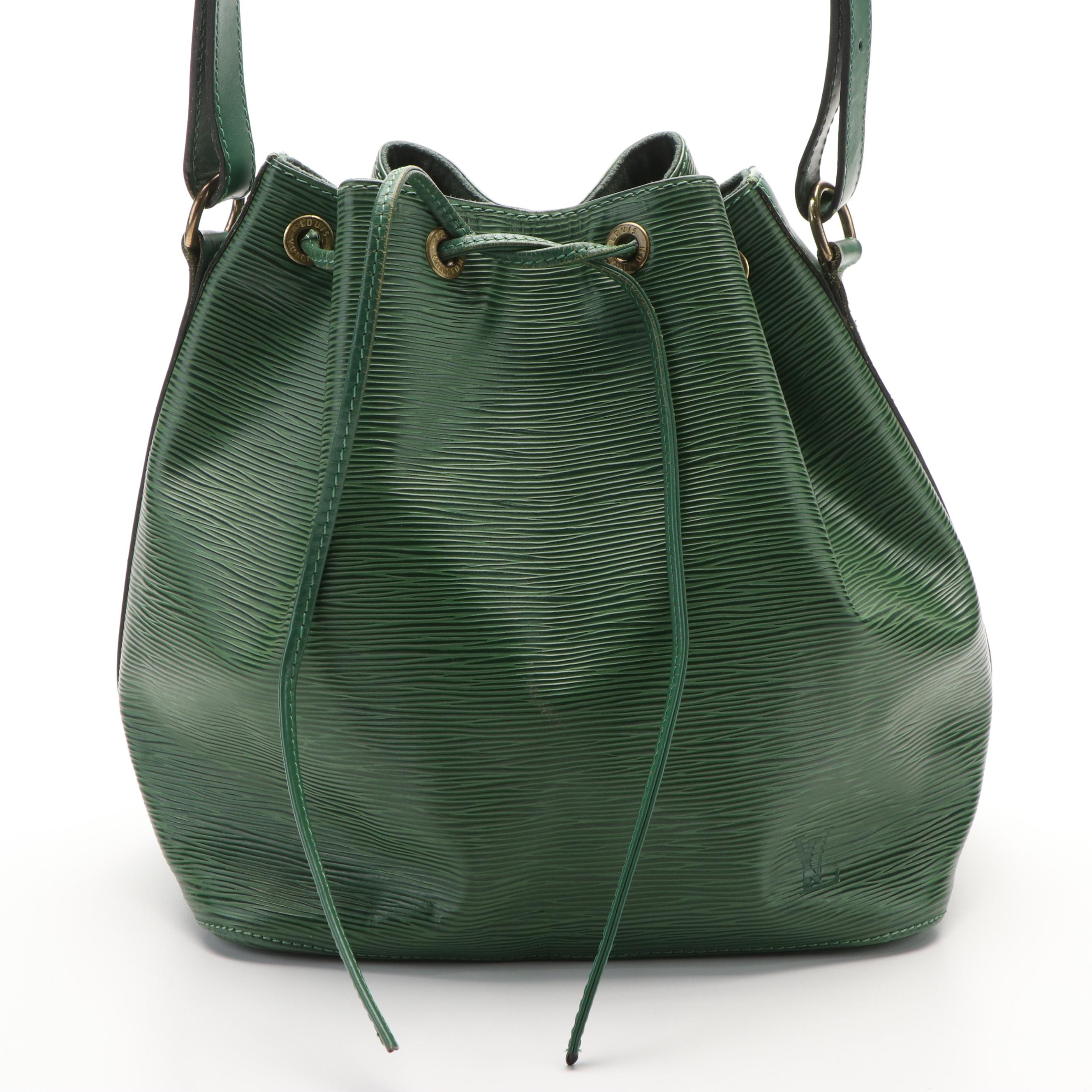 Louis Vuitton Borneo Green Epi Leather Petit Noe Shoulder Bag