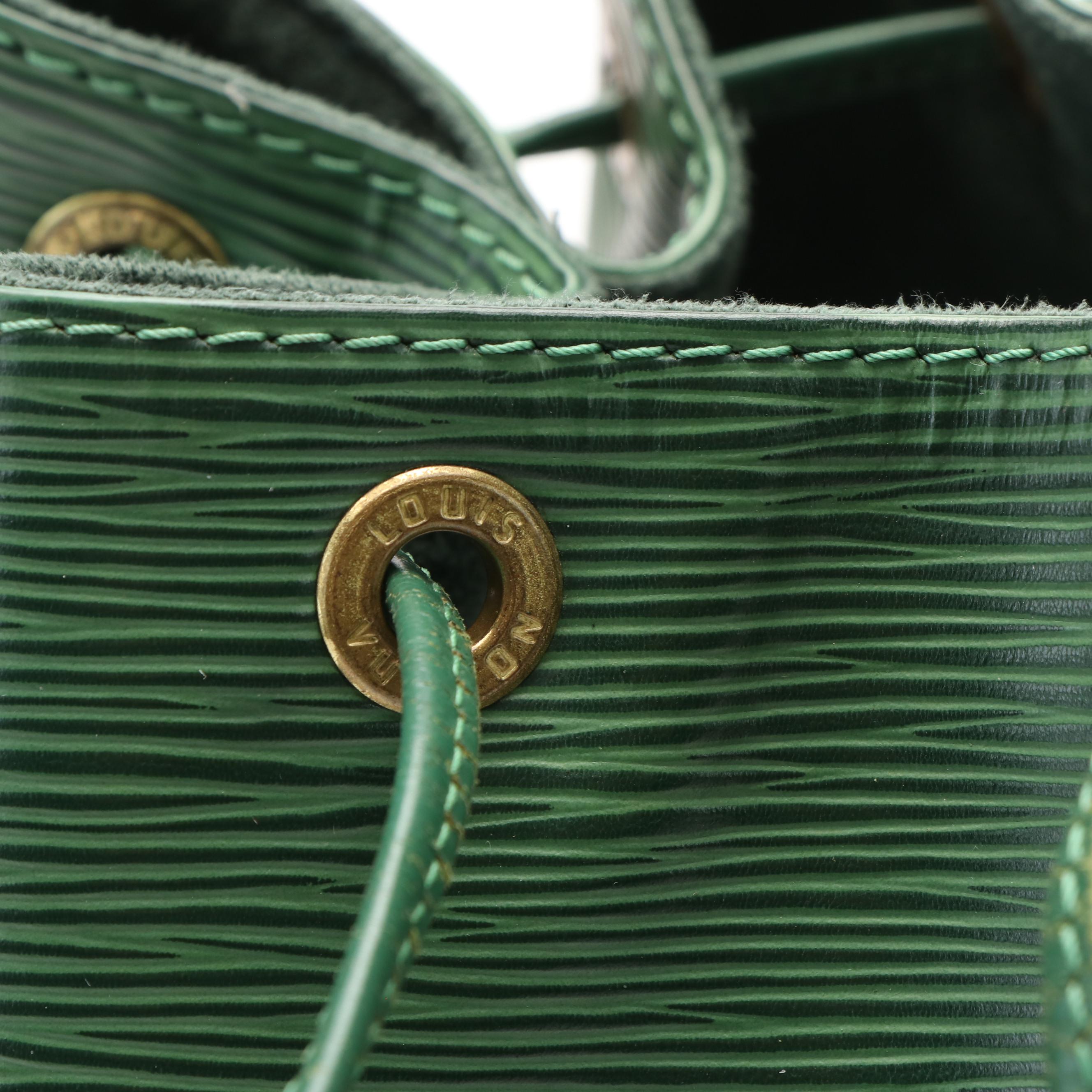 Louis Vuitton Borneo Green Epi Leather Petit Noe Shoulder Bag