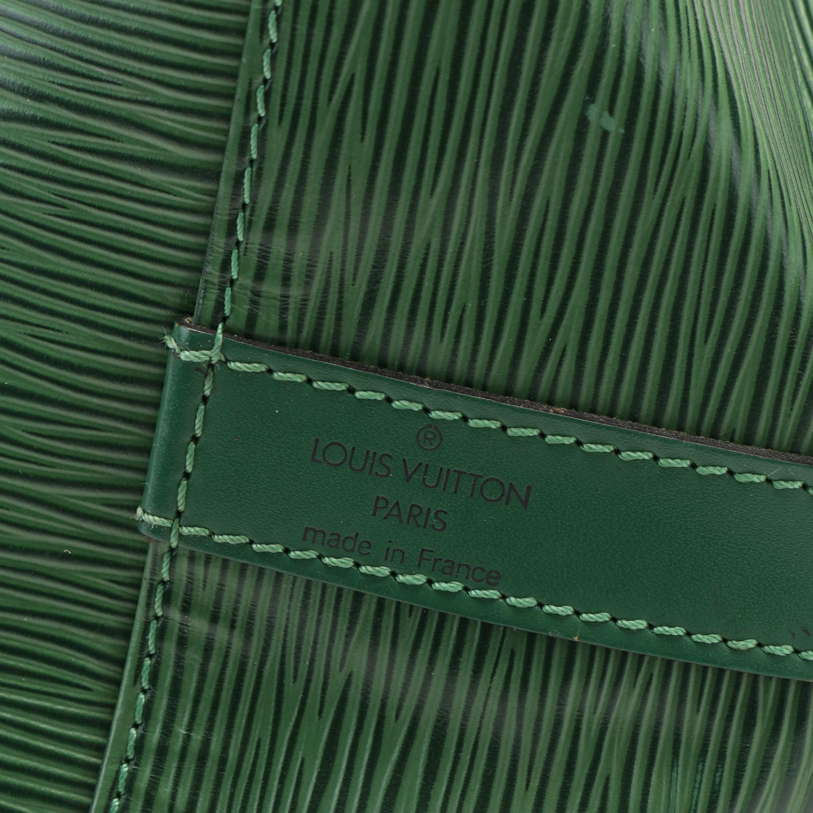 Louis Vuitton Borneo Green Epi Leather Petit Noe Shoulder Bag