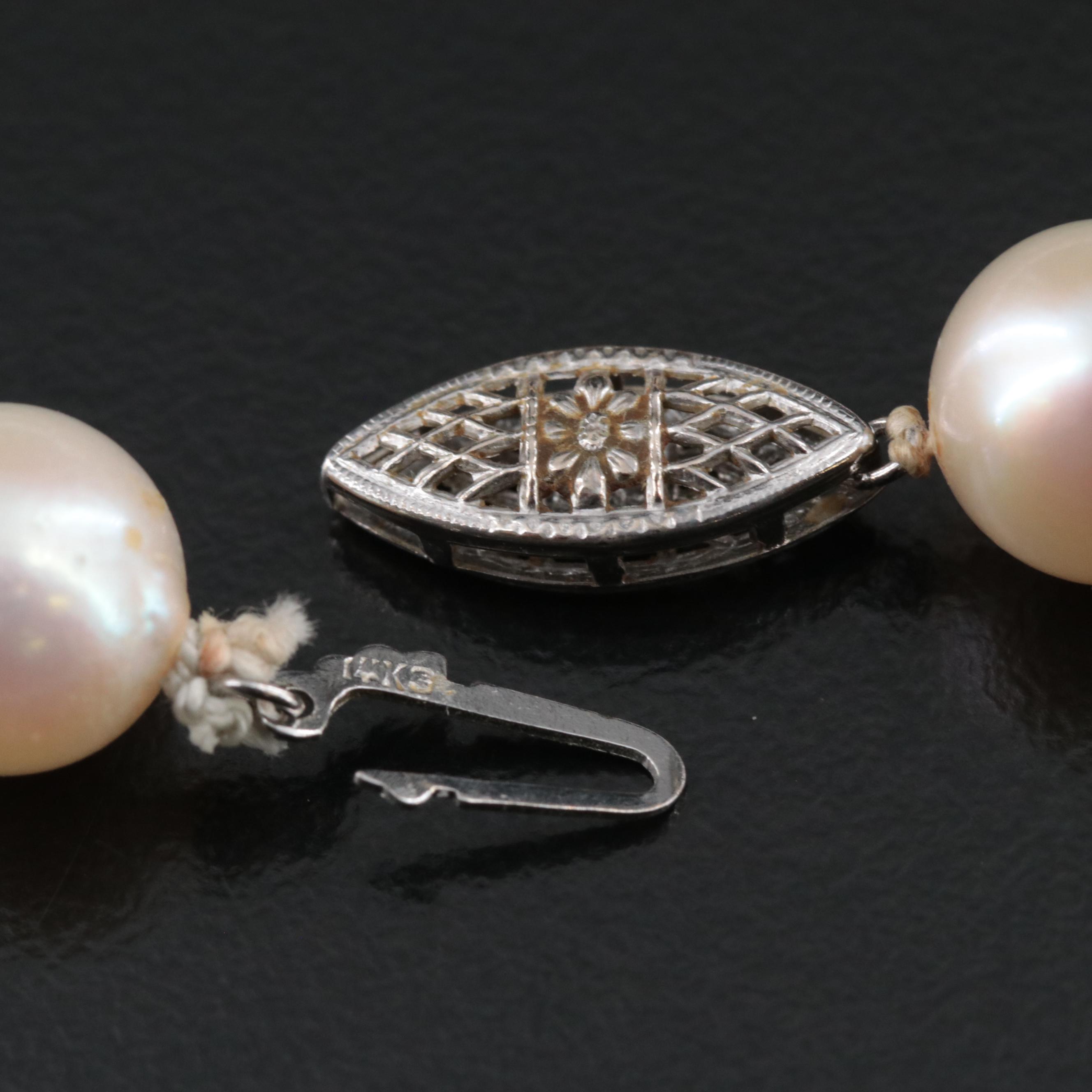 Pearl Necklace with 14K Clasp