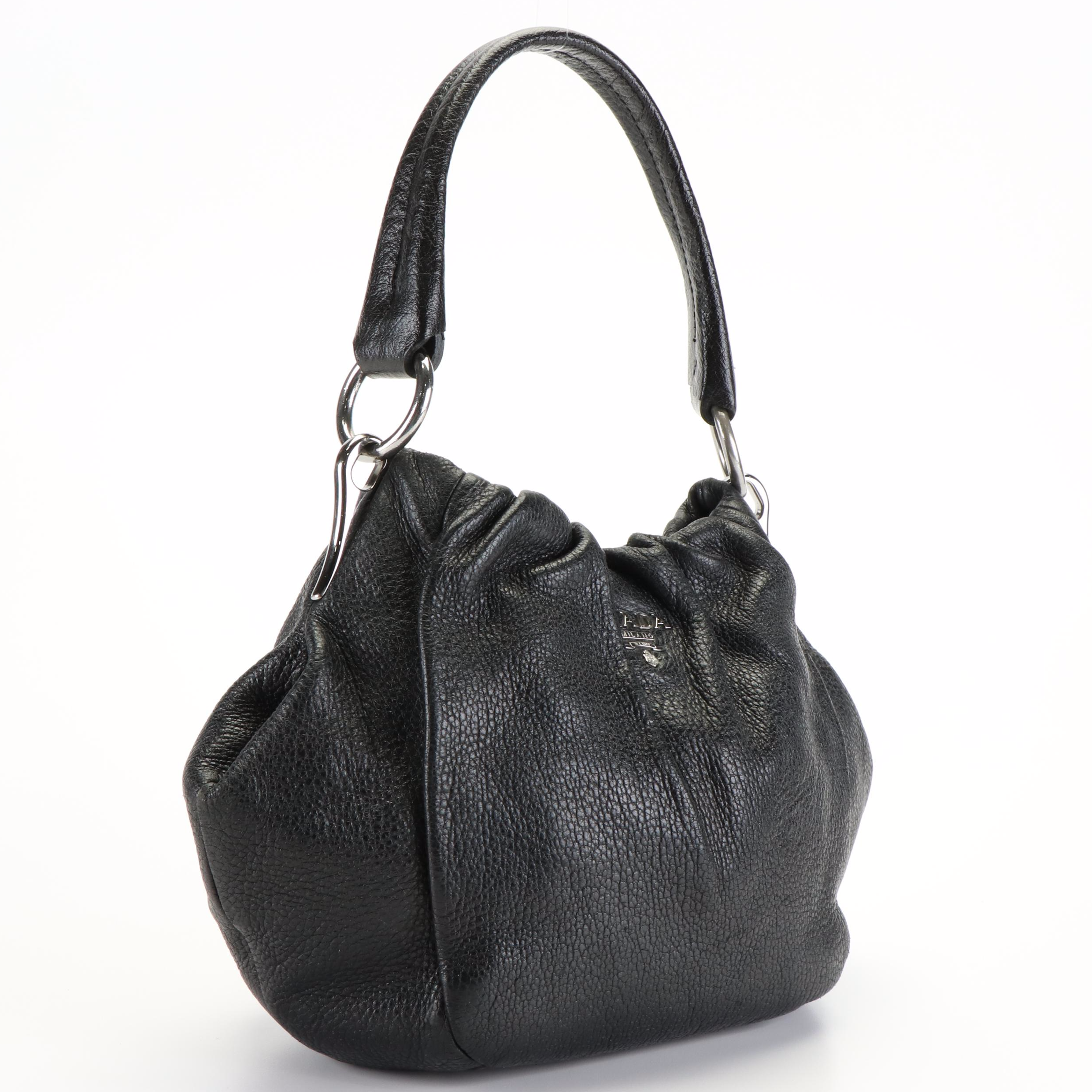 Prada Shoulder Bag in Black Pleated Grained Leather