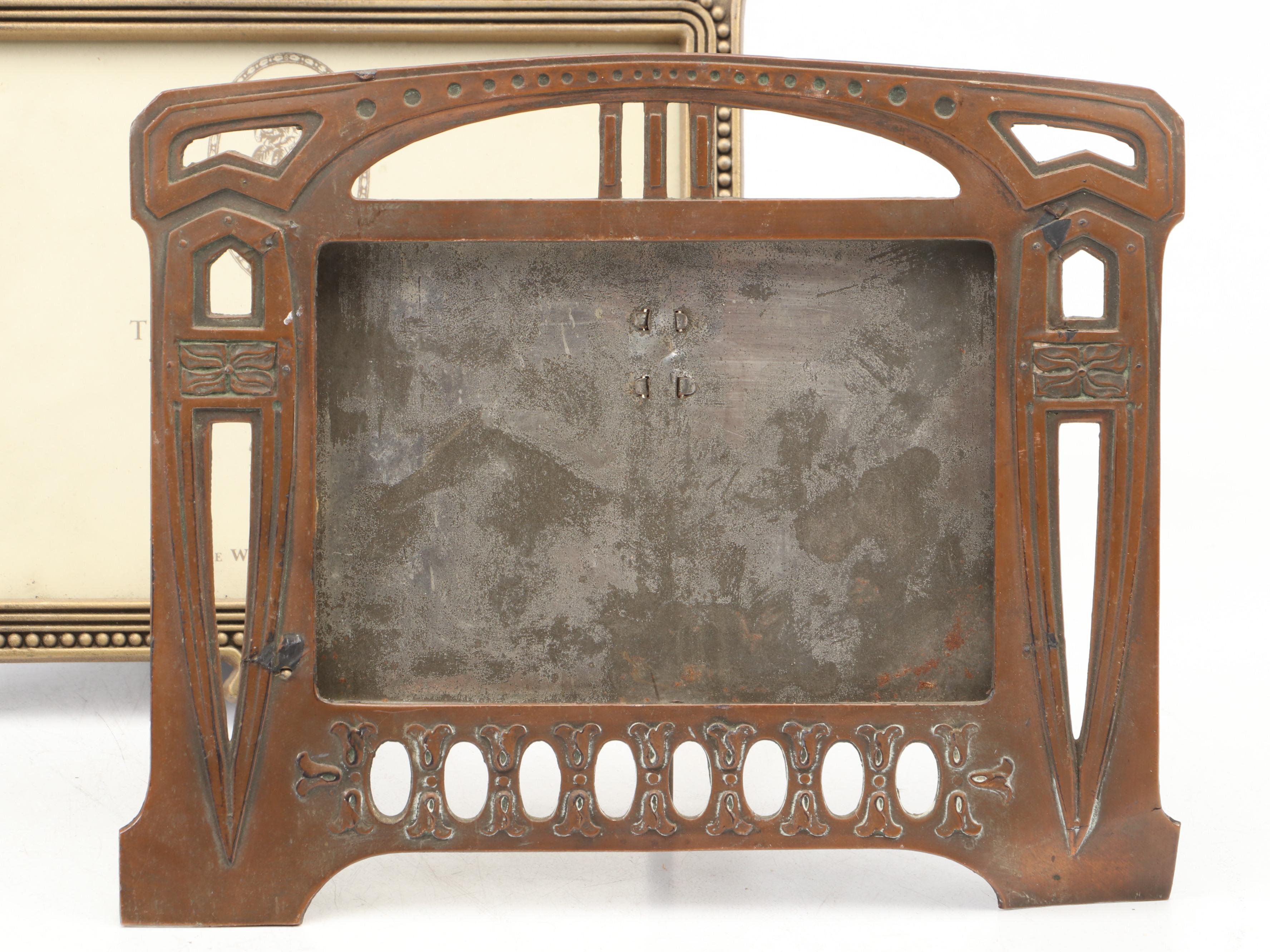 Weston Gallery Floral Motif Metal Frame with More Tabletop Frames