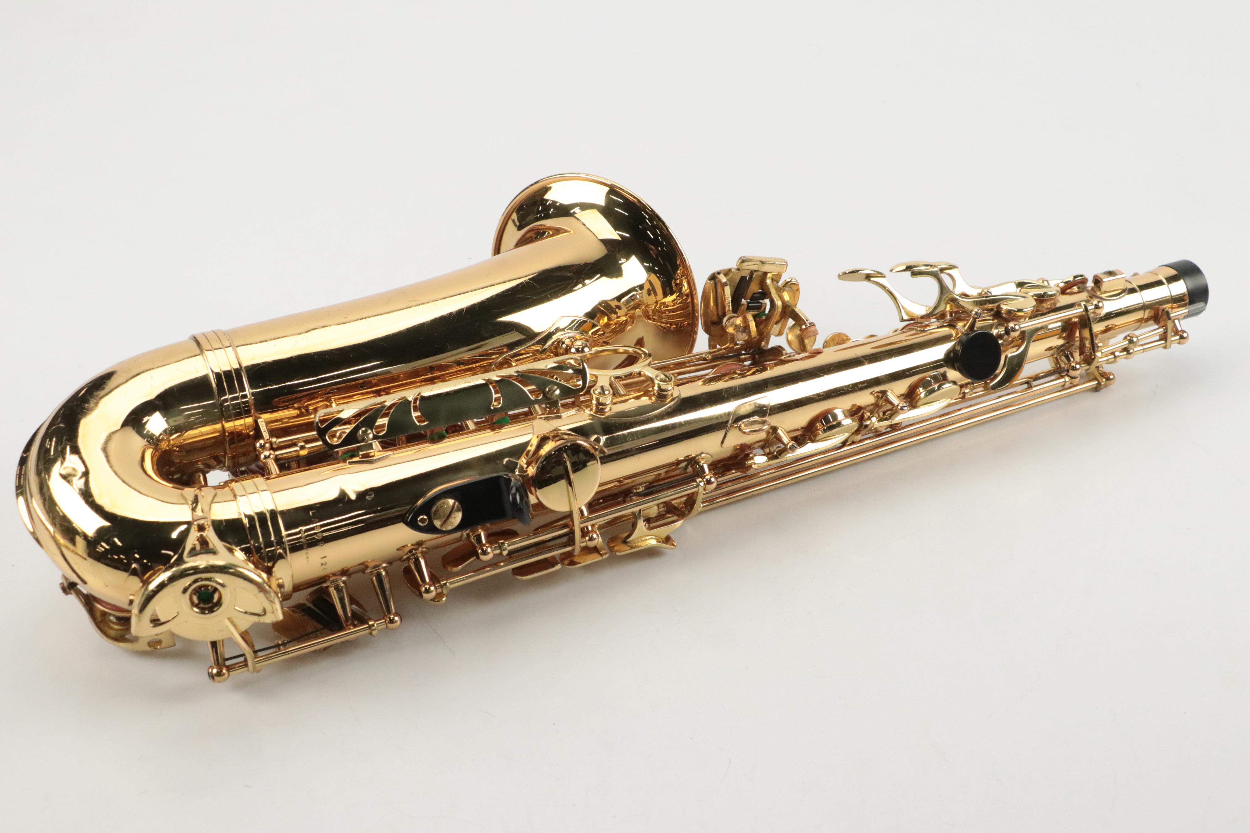 Antigua Winds Lacquered Brass Professional Alto Saxophone in Hardside Case
