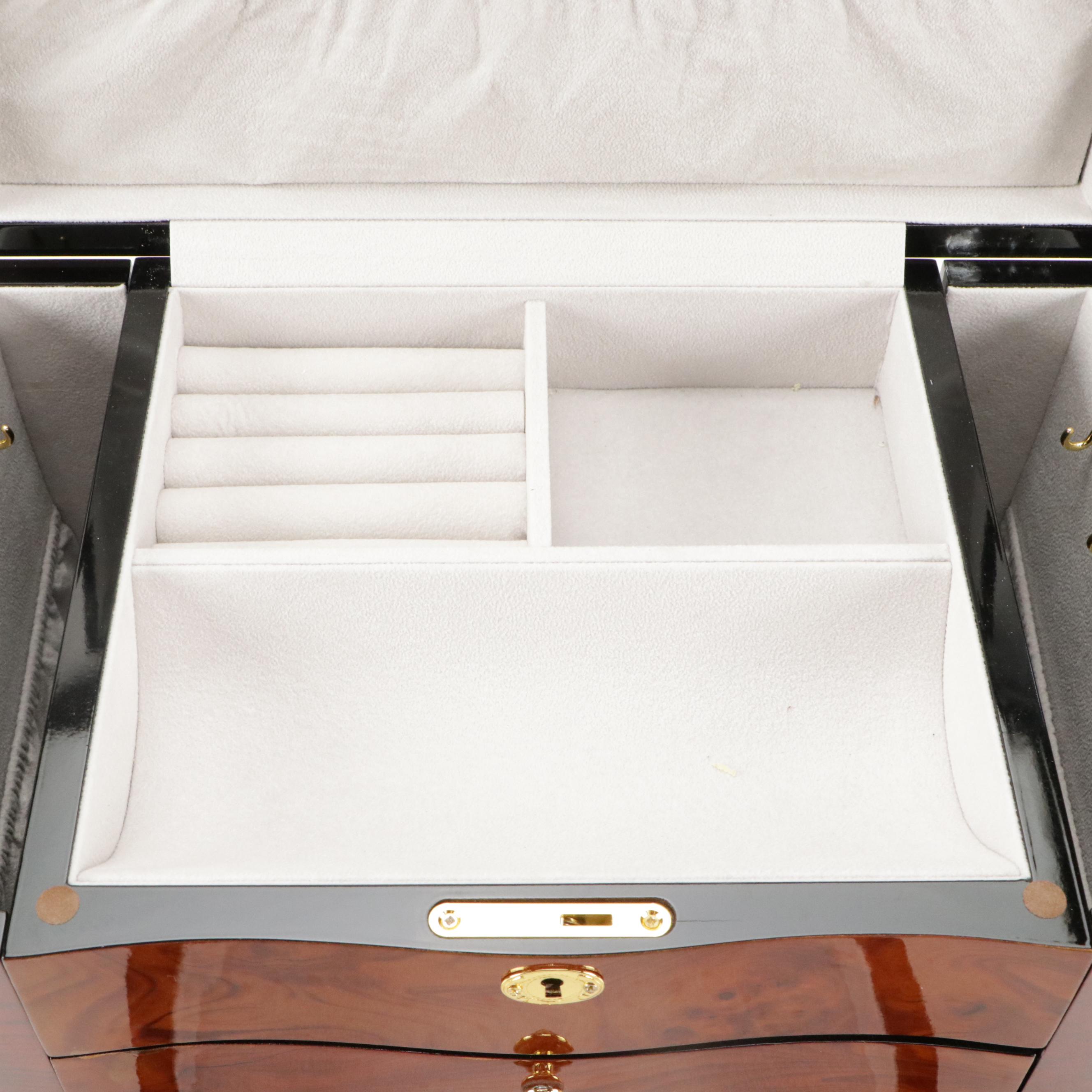 Jere Wooden Jewelry Chest