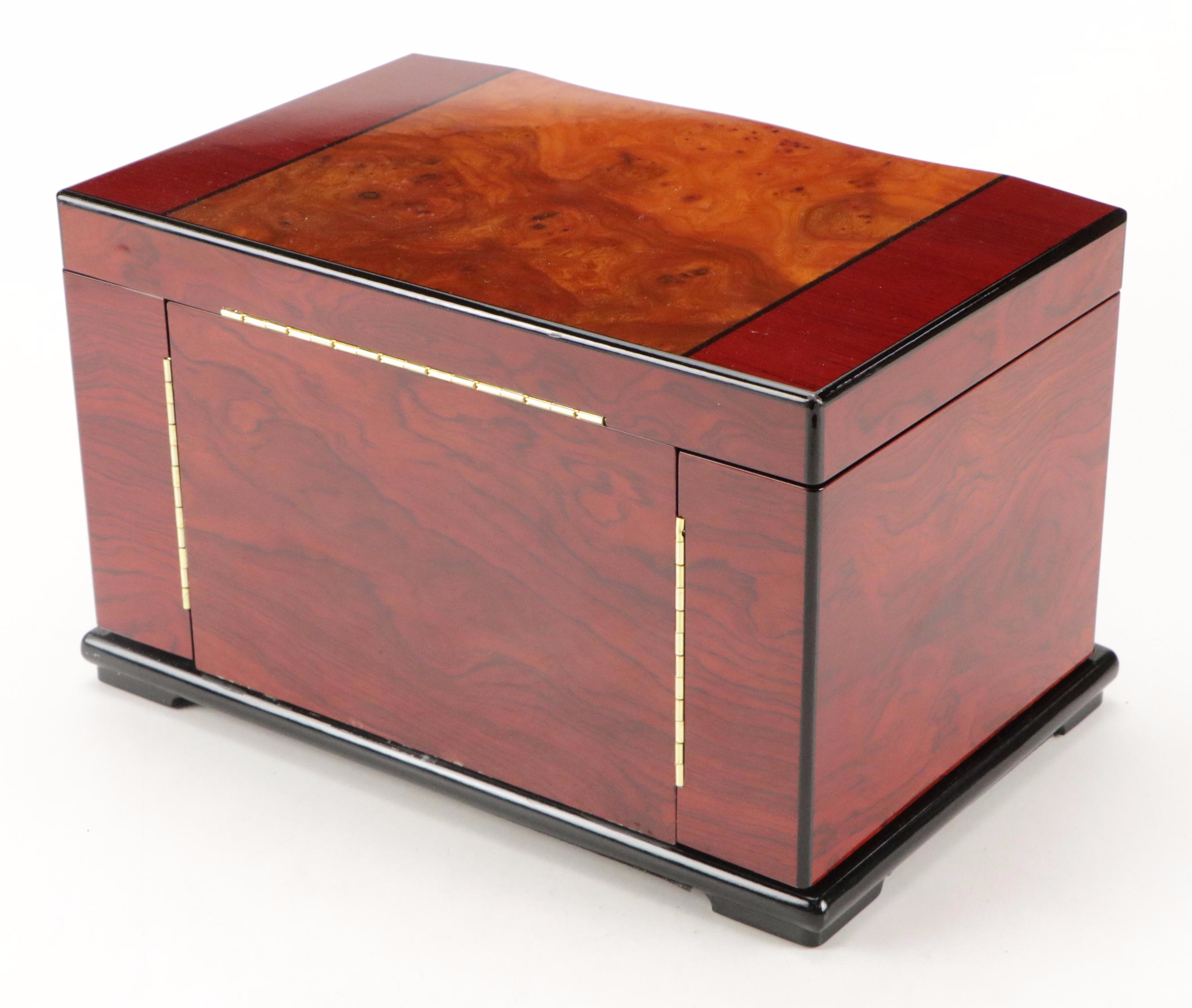 Jere Wooden Jewelry Chest