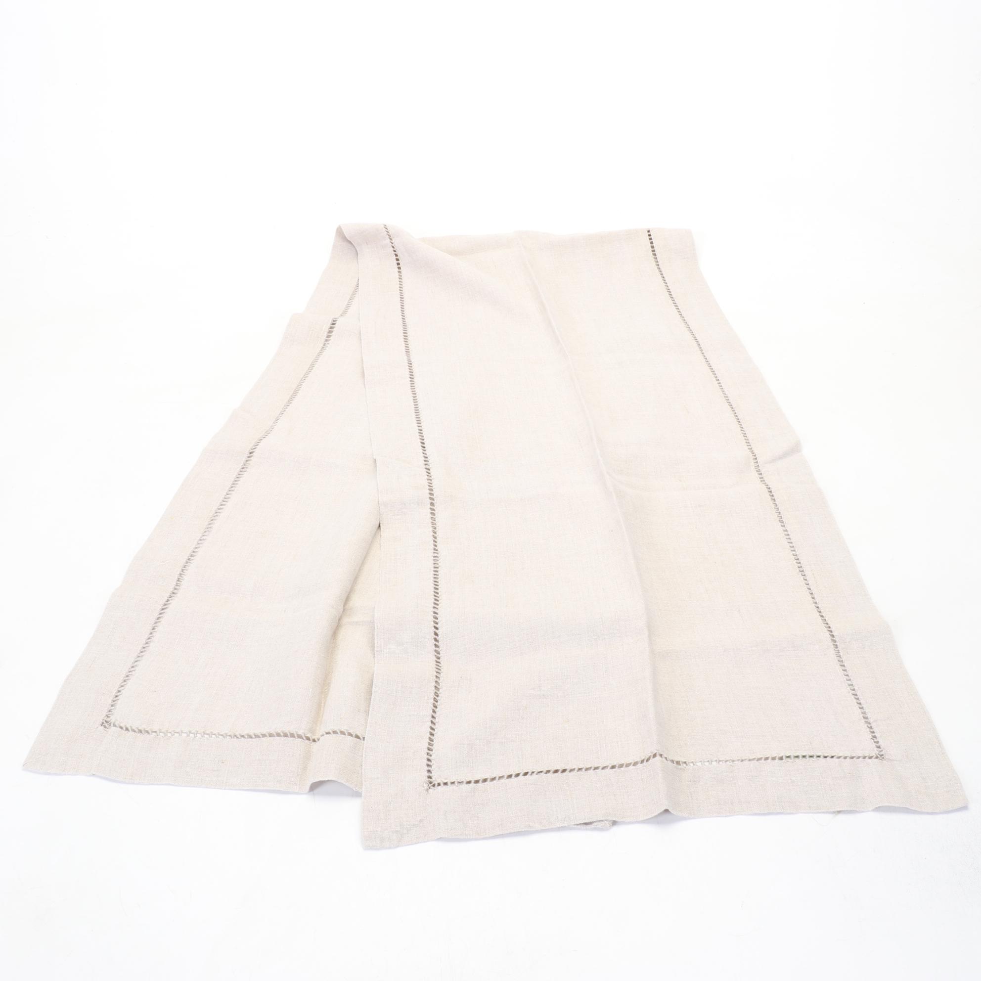 Ruby Red Accented Dinner Plates, Gold Tone Chargers, & Pottery Barn Table Linens