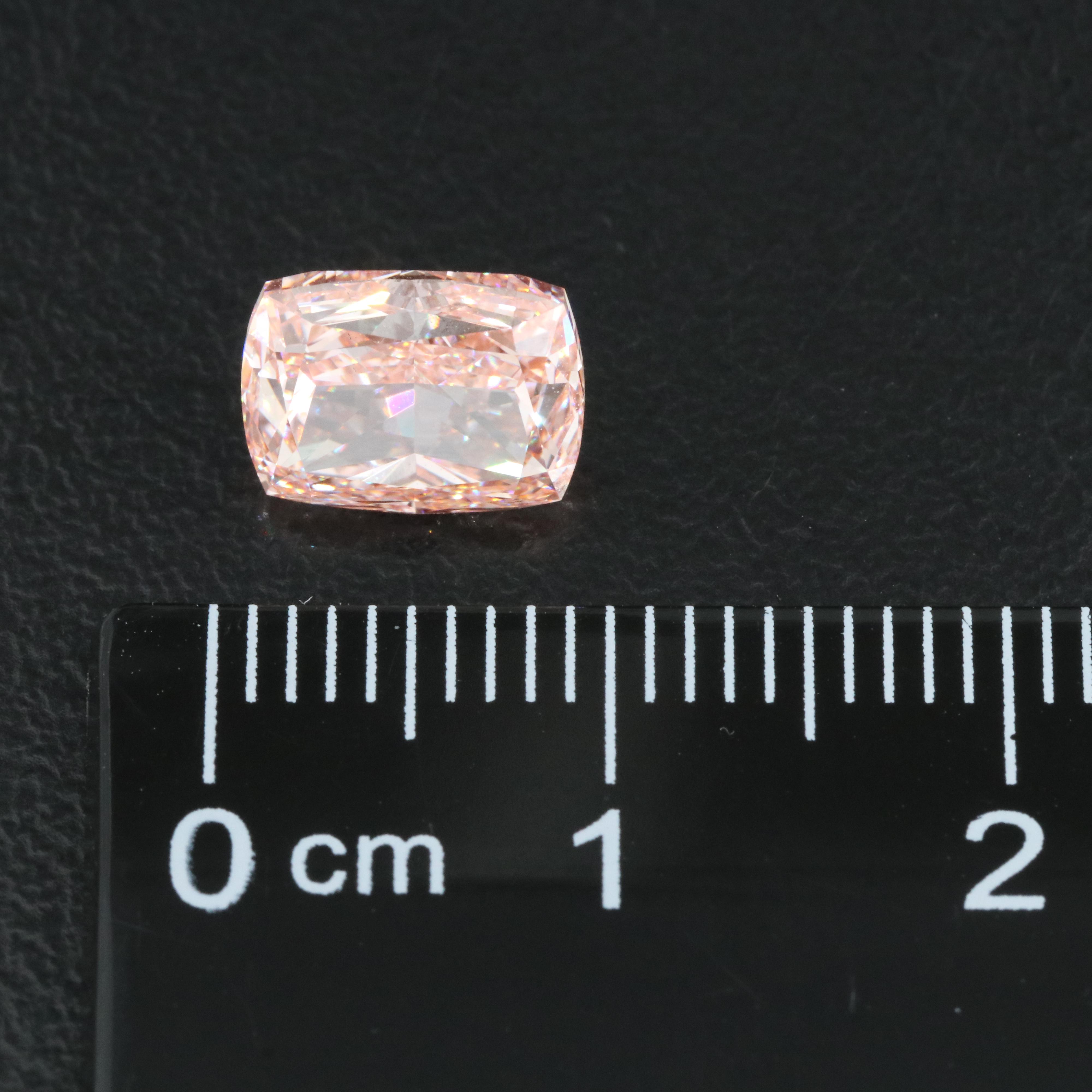 Loose 2.52 CT (Origin Undetermined) Fancy Pink Diamond