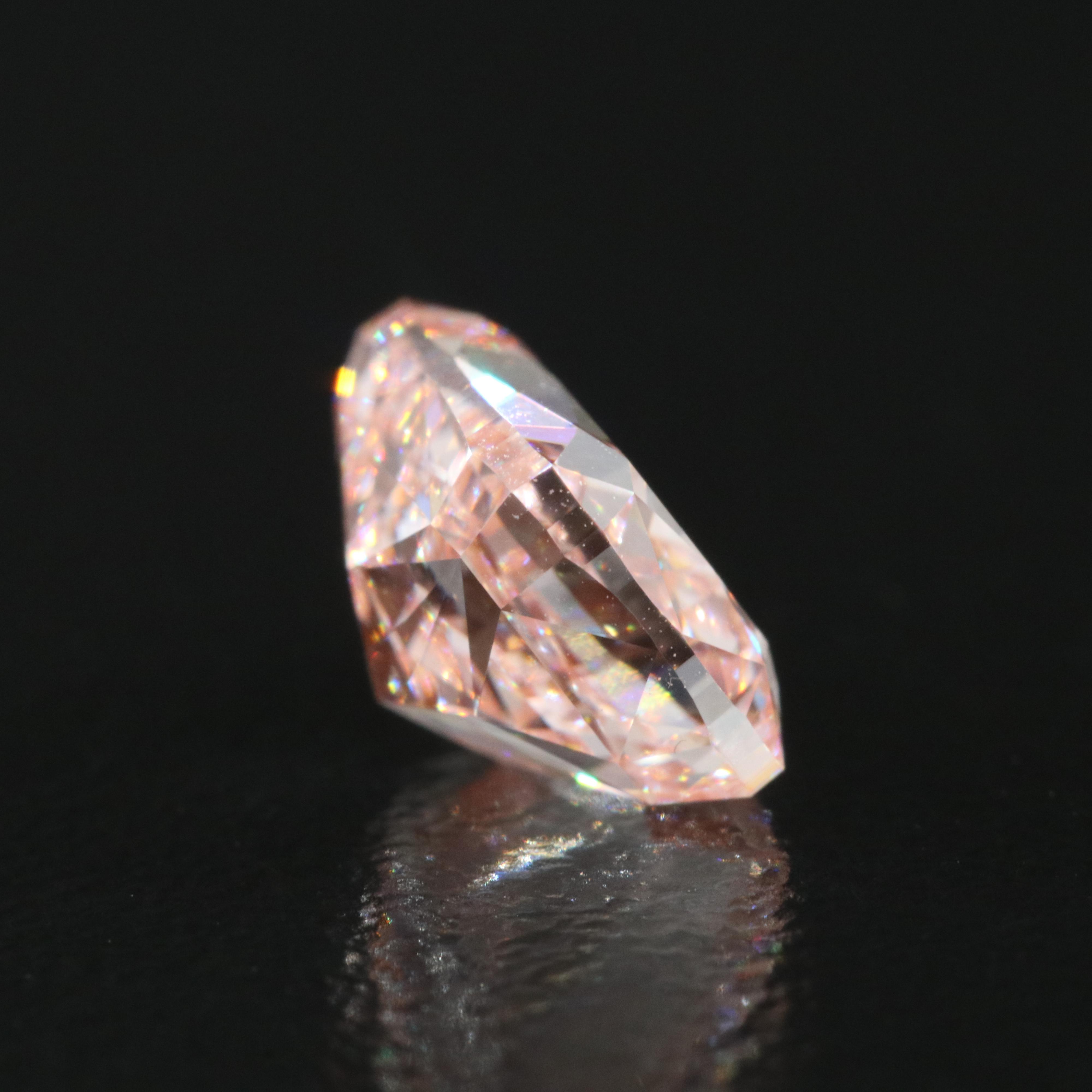 Loose 2.52 CT (Origin Undetermined) Fancy Pink Diamond