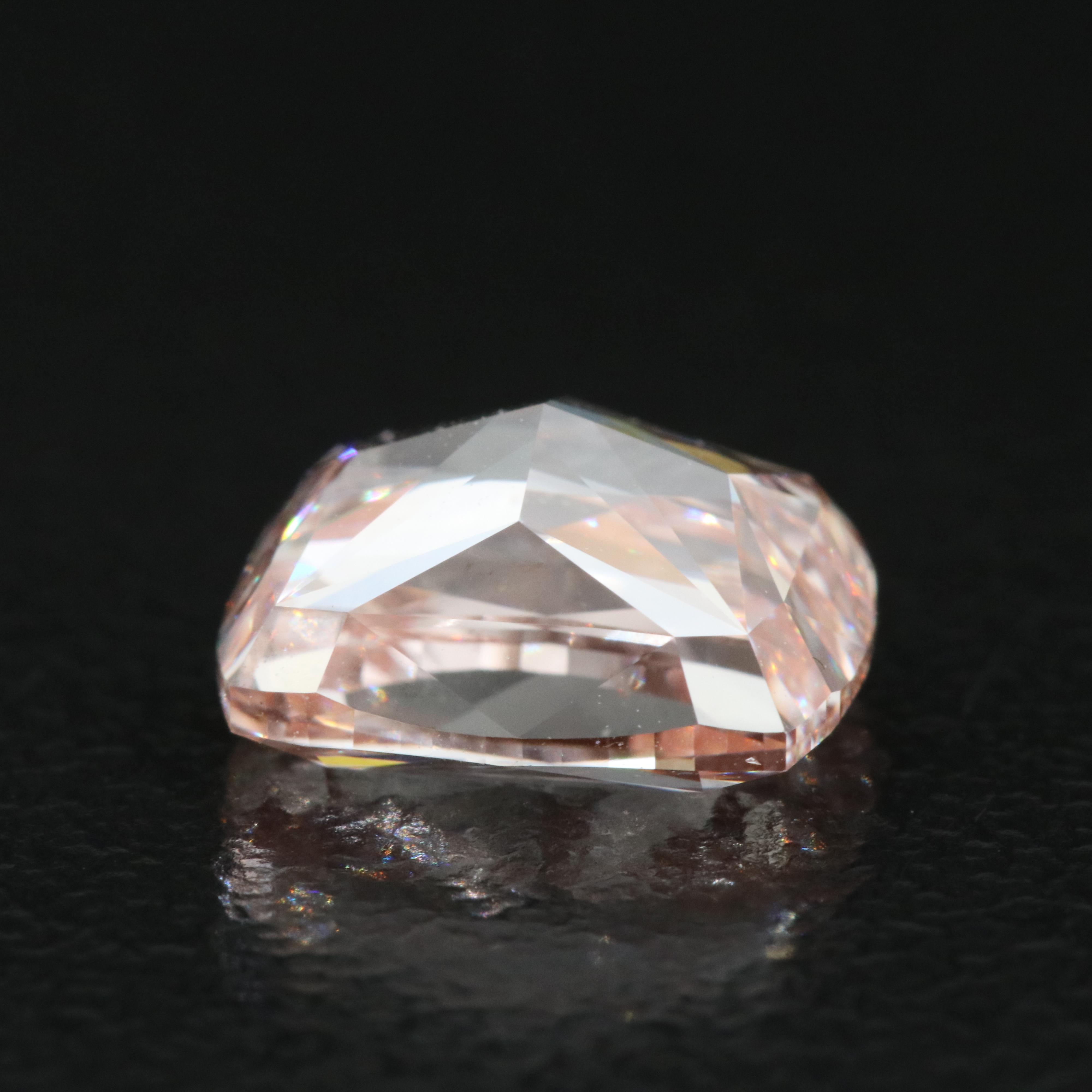 Loose 2.52 CT (Origin Undetermined) Fancy Pink Diamond