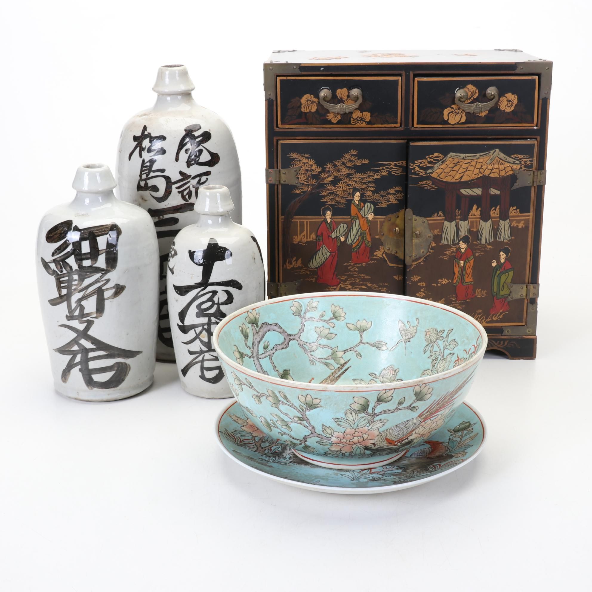 Chinese Jewelry Box with Calligraphy Decorated Bottles and Bowl Set