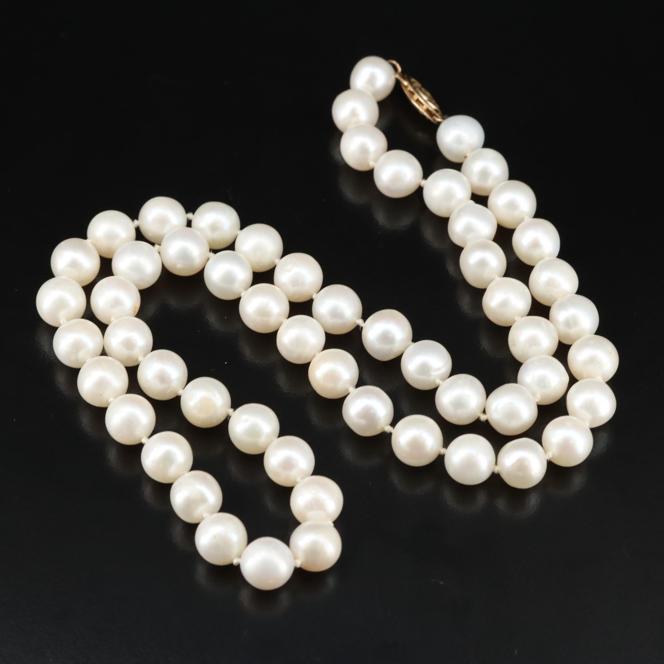 Pearl Necklace with 14K Clasp