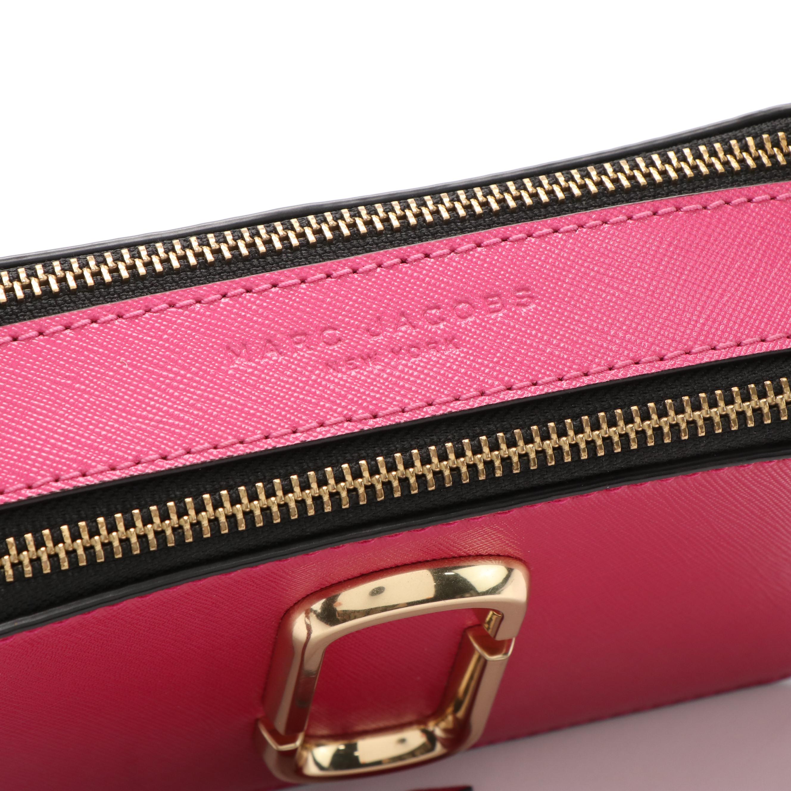 Marc Jacobs The Snapshot Crossbody Bag in Shiny Pink Colorblock Saffiano Leather