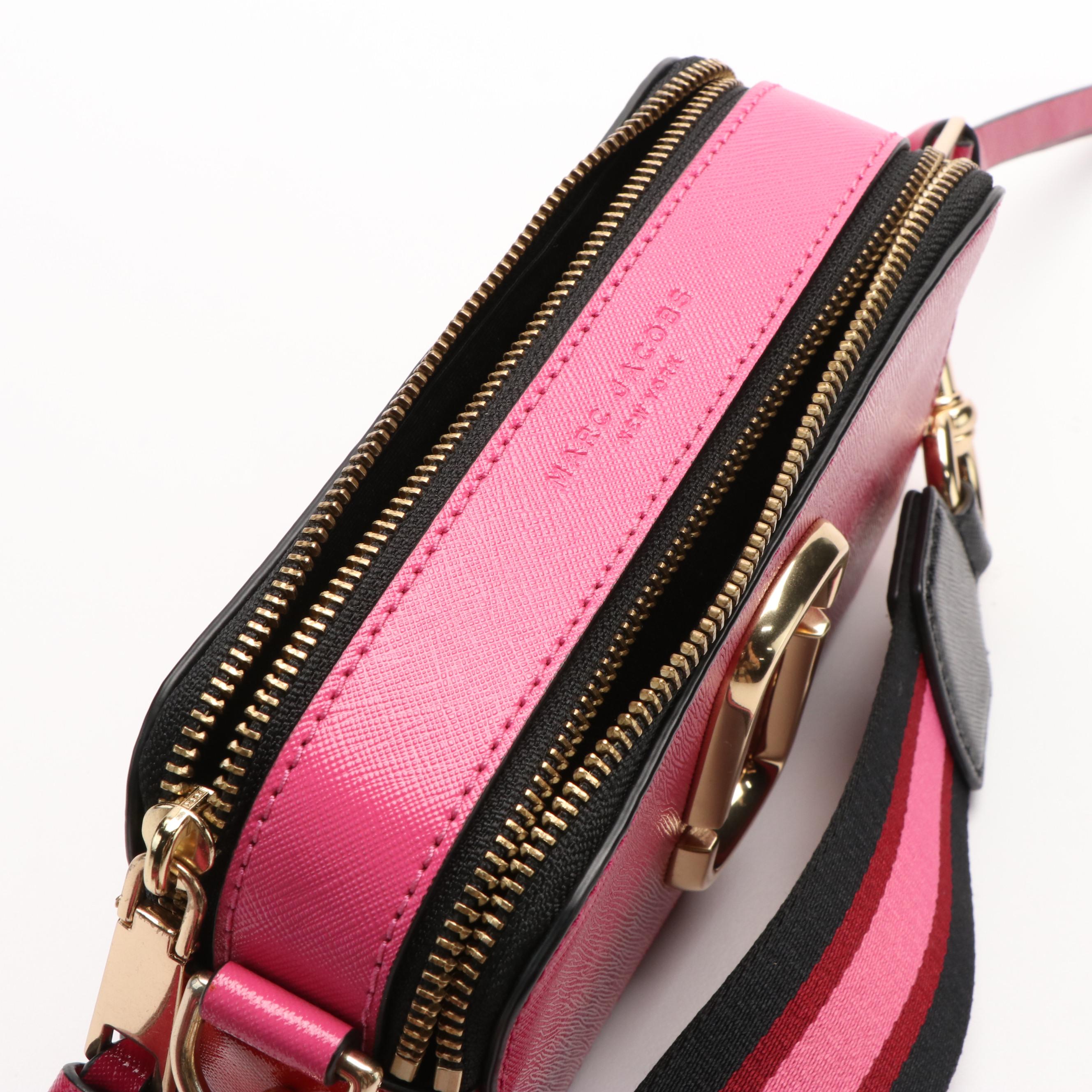 Marc Jacobs The Snapshot Crossbody Bag in Shiny Pink Colorblock Saffiano Leather