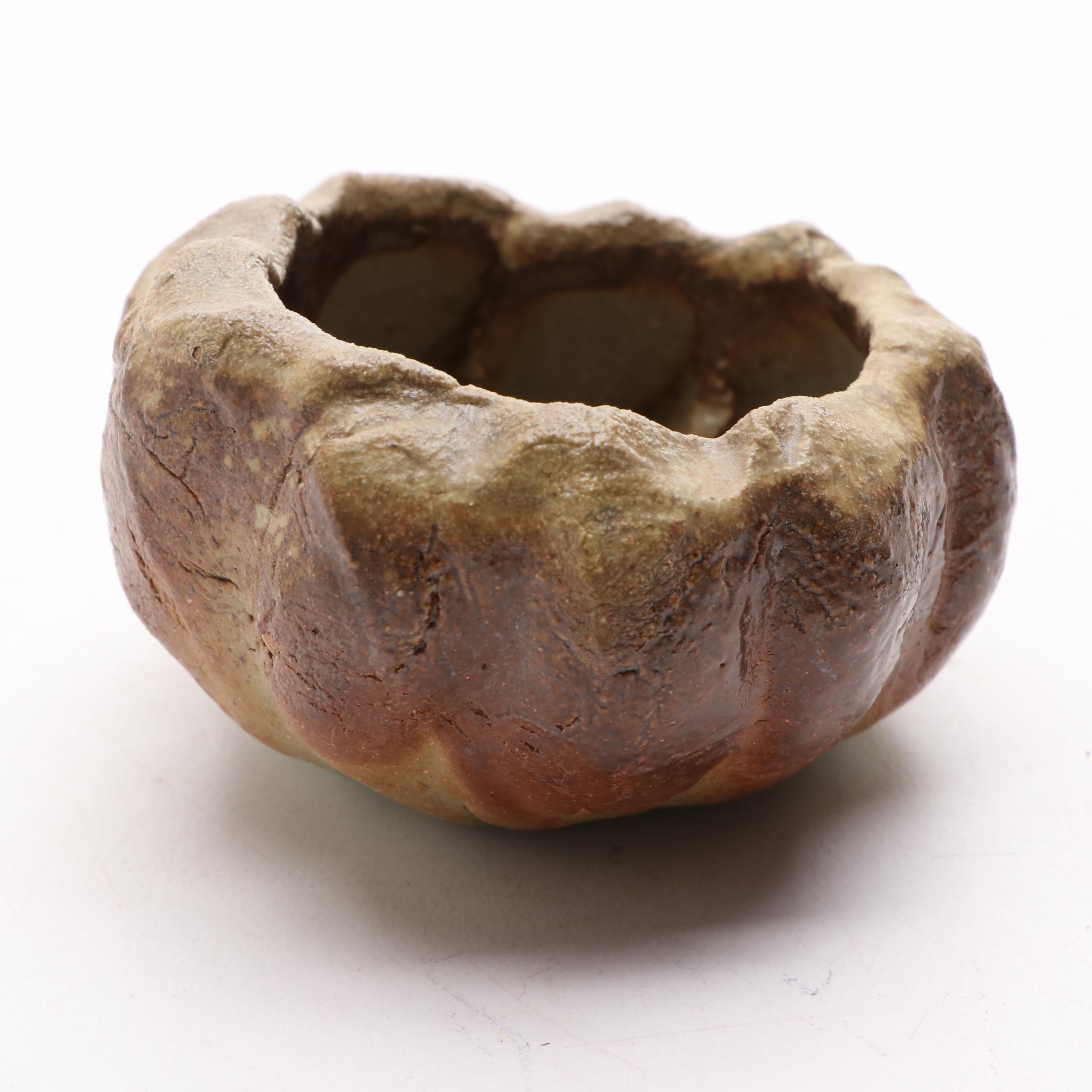 Earthworks Pottery With Dabbikeh and Other Earthenware Vessels