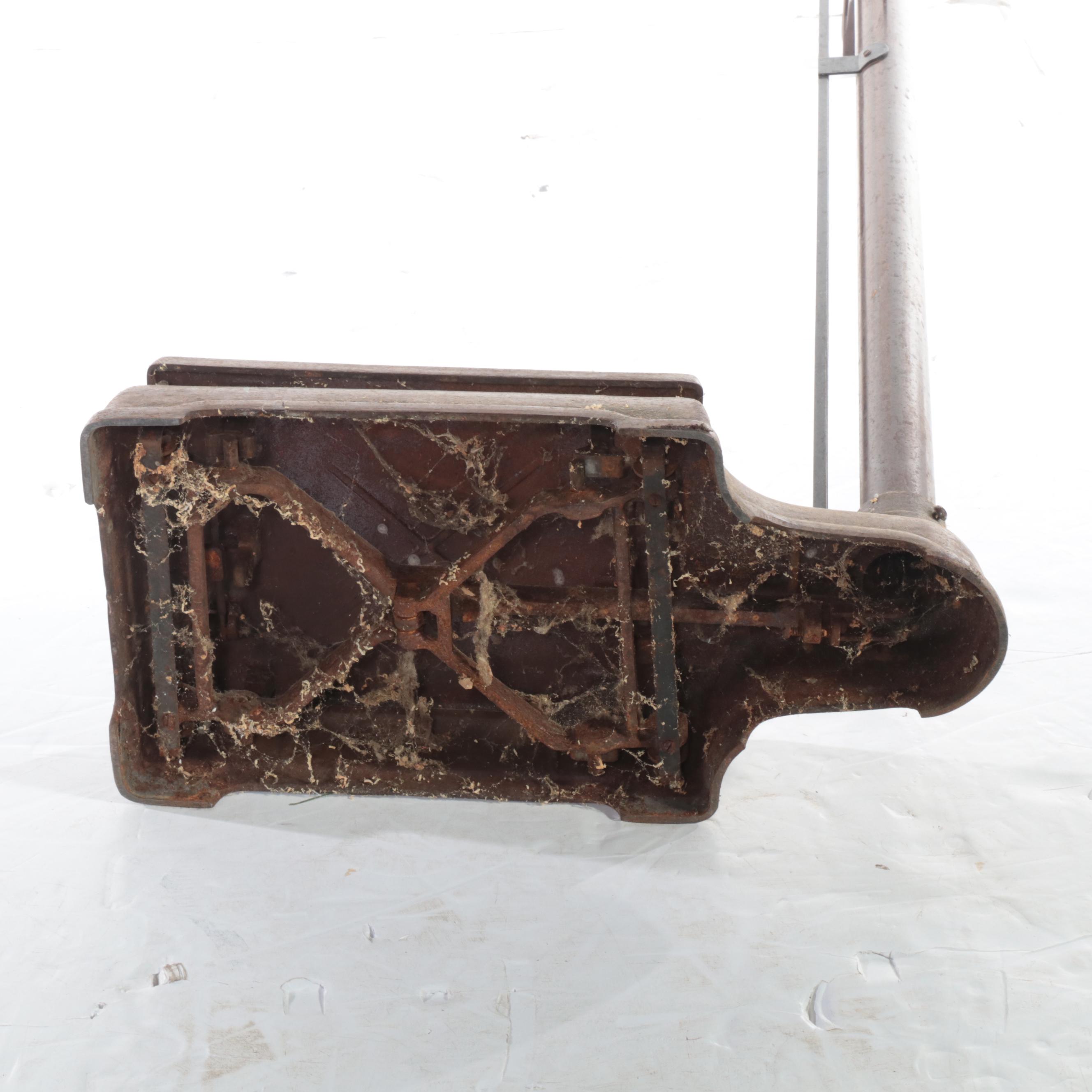 Continental Scale Works Doctor's Floor Scale, Early to Mid 20th Century