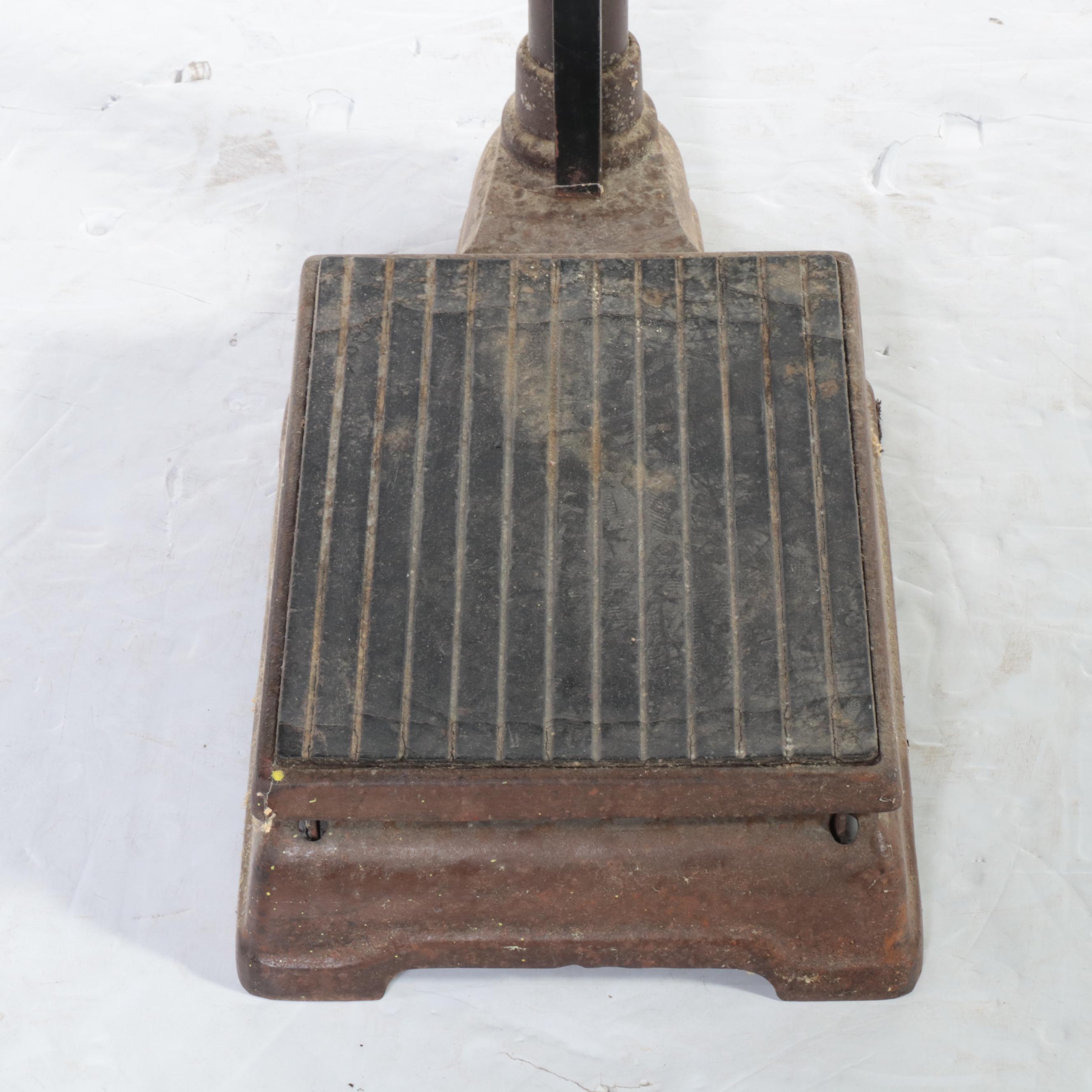 Continental Scale Works Doctor's Floor Scale, Early to Mid 20th Century