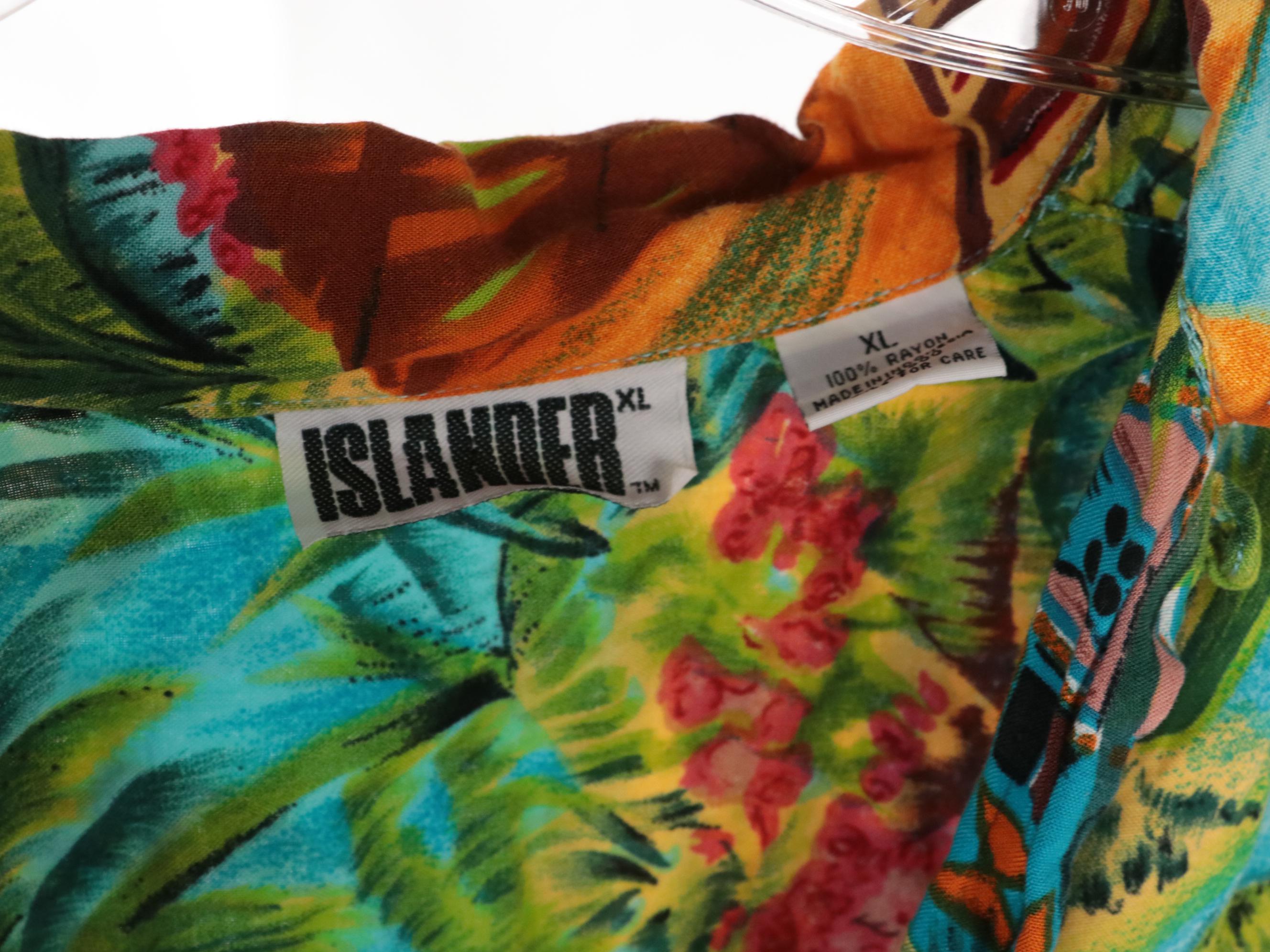 Men's Printed Button-Up Shirts