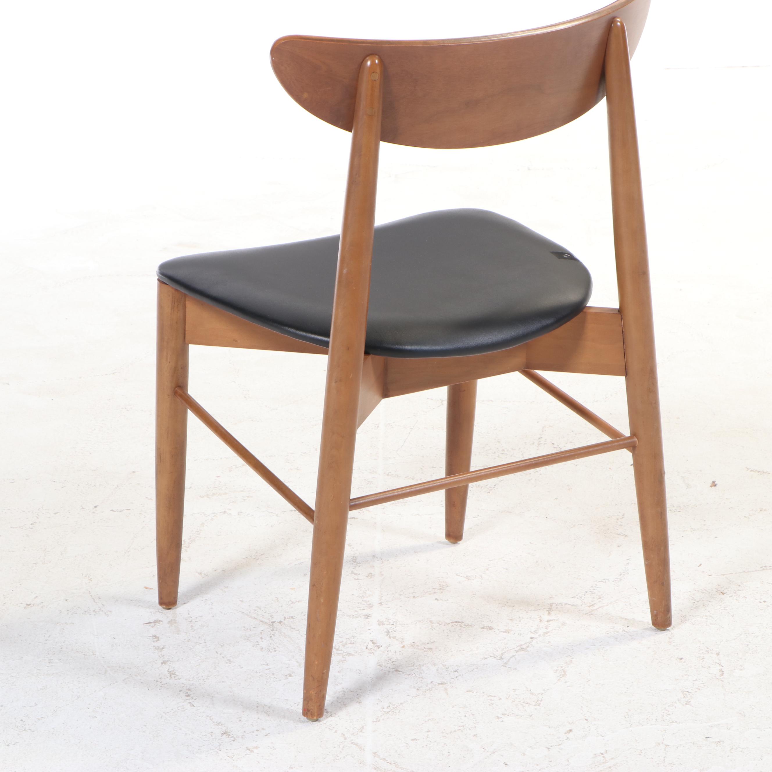 Stanley Furniture Mid Century Modern Walnut Student Desk and Chair, 1970s