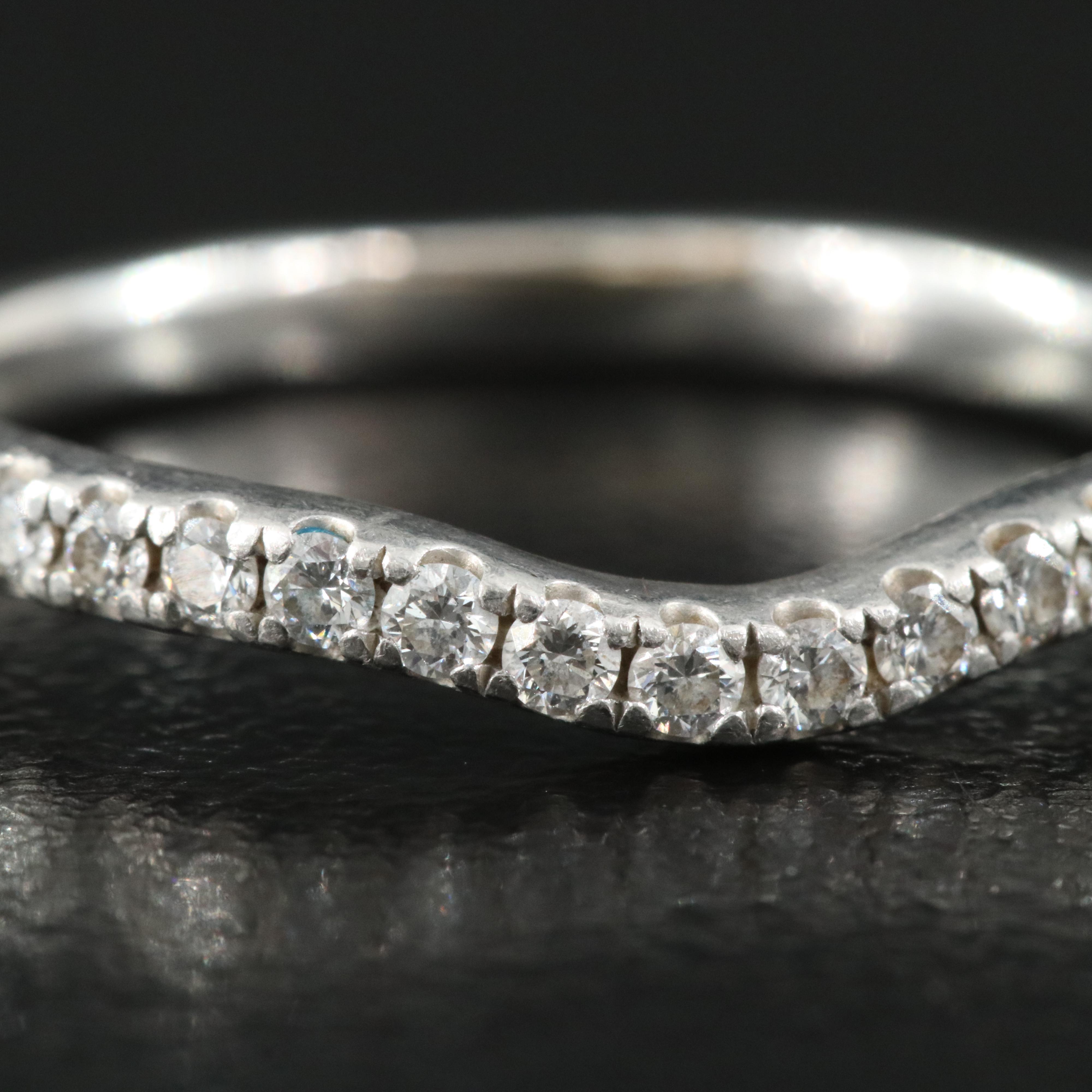 Platinum 0.25 CTW Diamond Contour Band