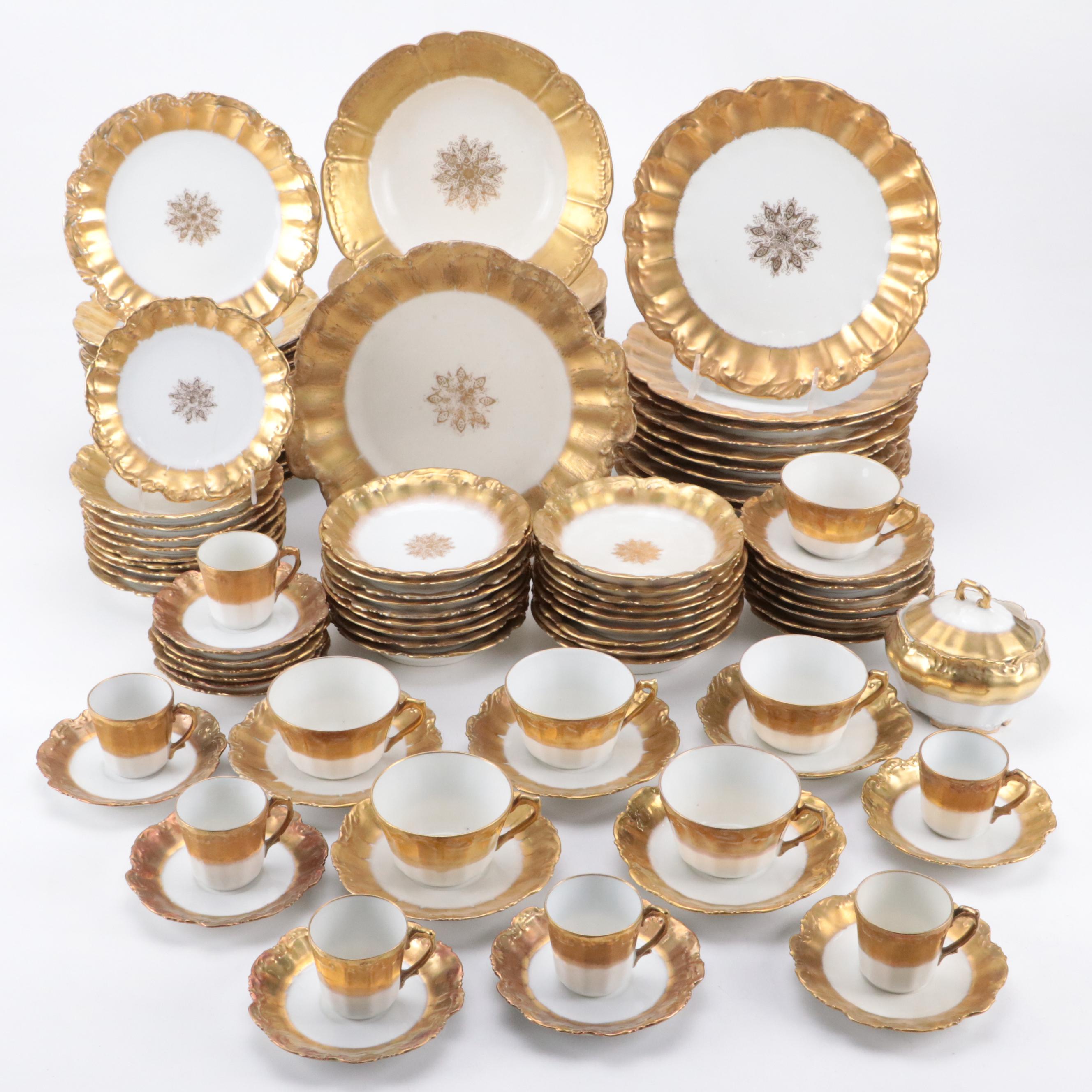 Coiffe Limoges Gilt Porcelain Dinnerware, Early 20th Century