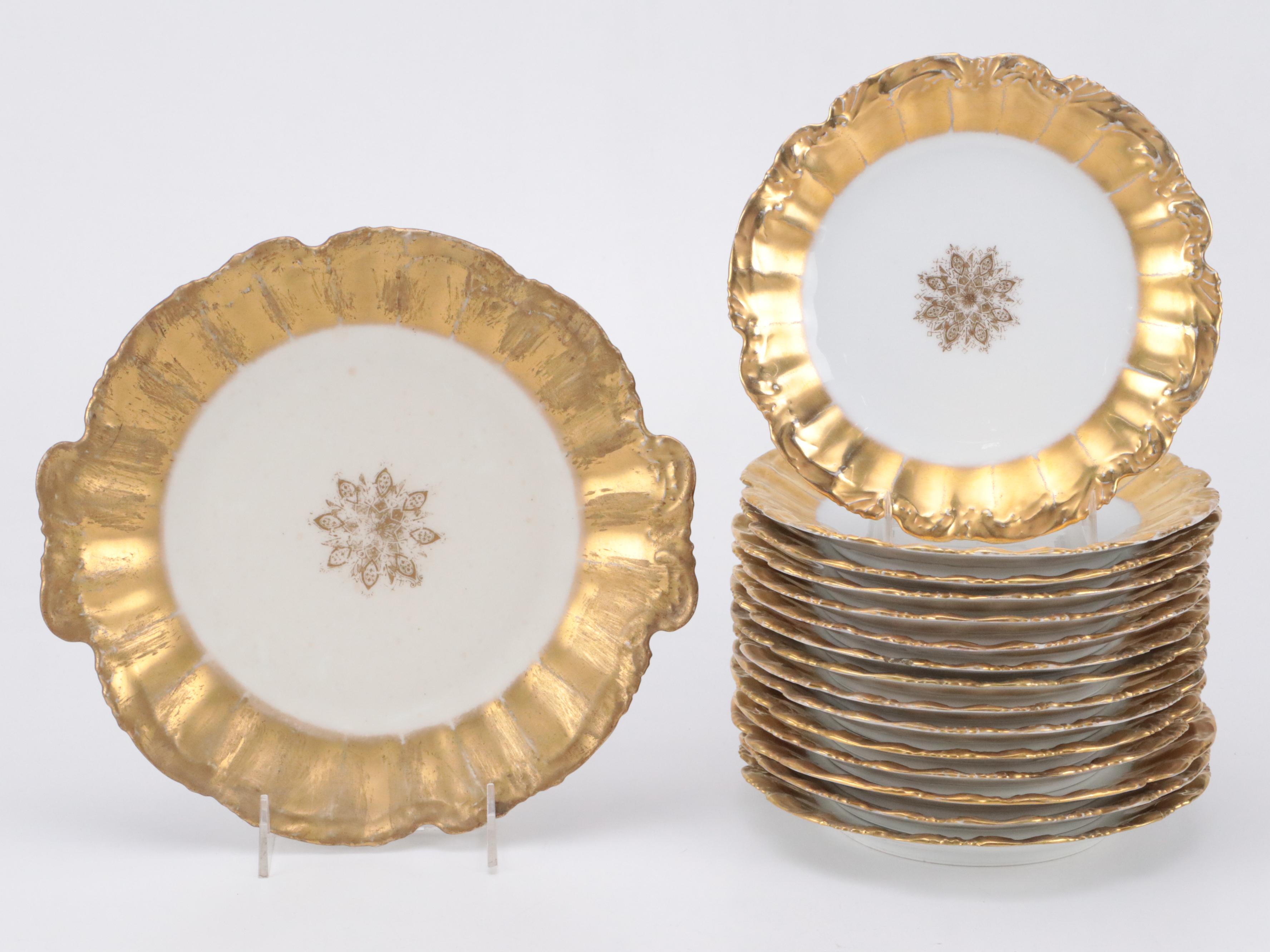 Coiffe Limoges Gilt Porcelain Dinnerware, Early 20th Century