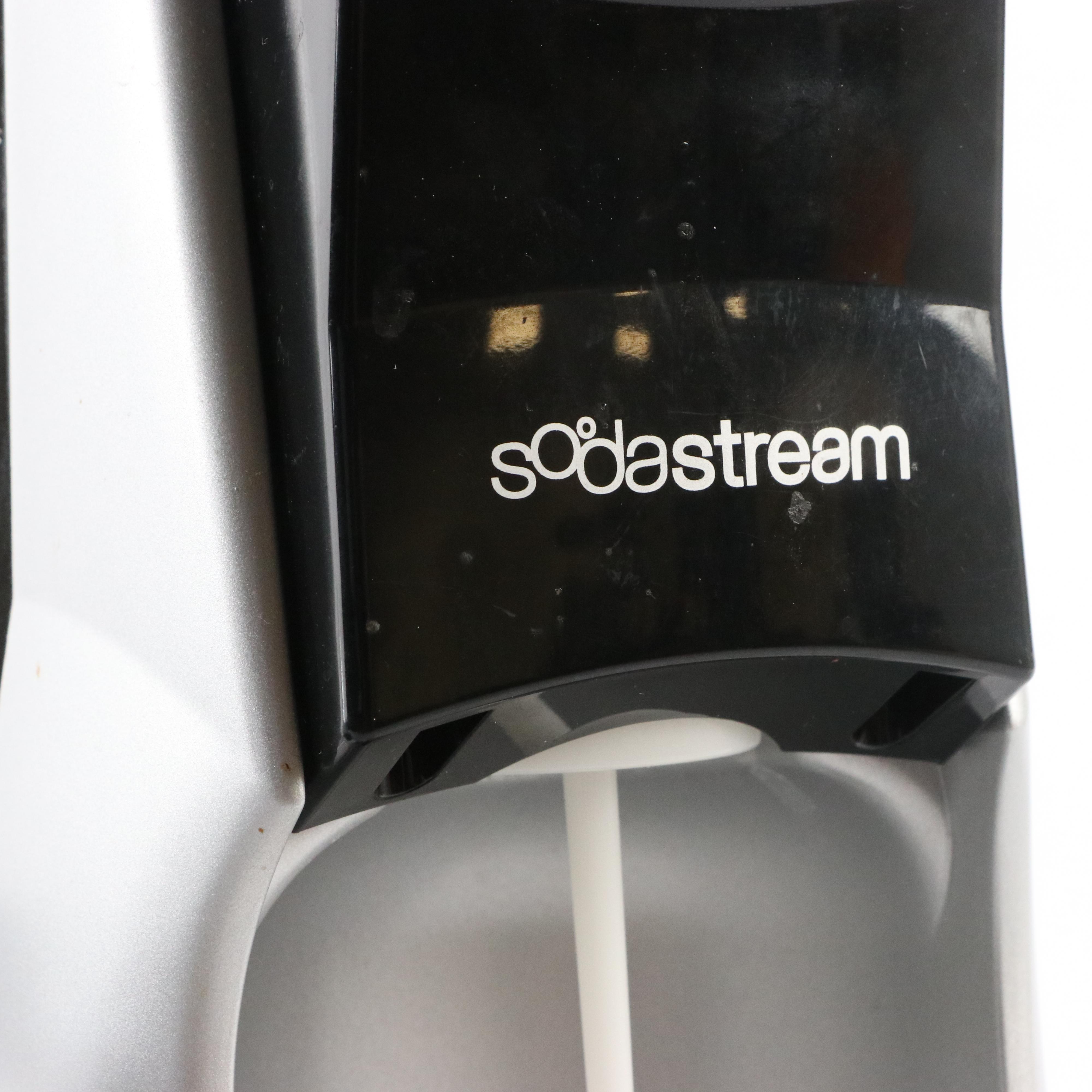 Tramontina Covered Buffet Servers, Beverage Bucket and SodaStream