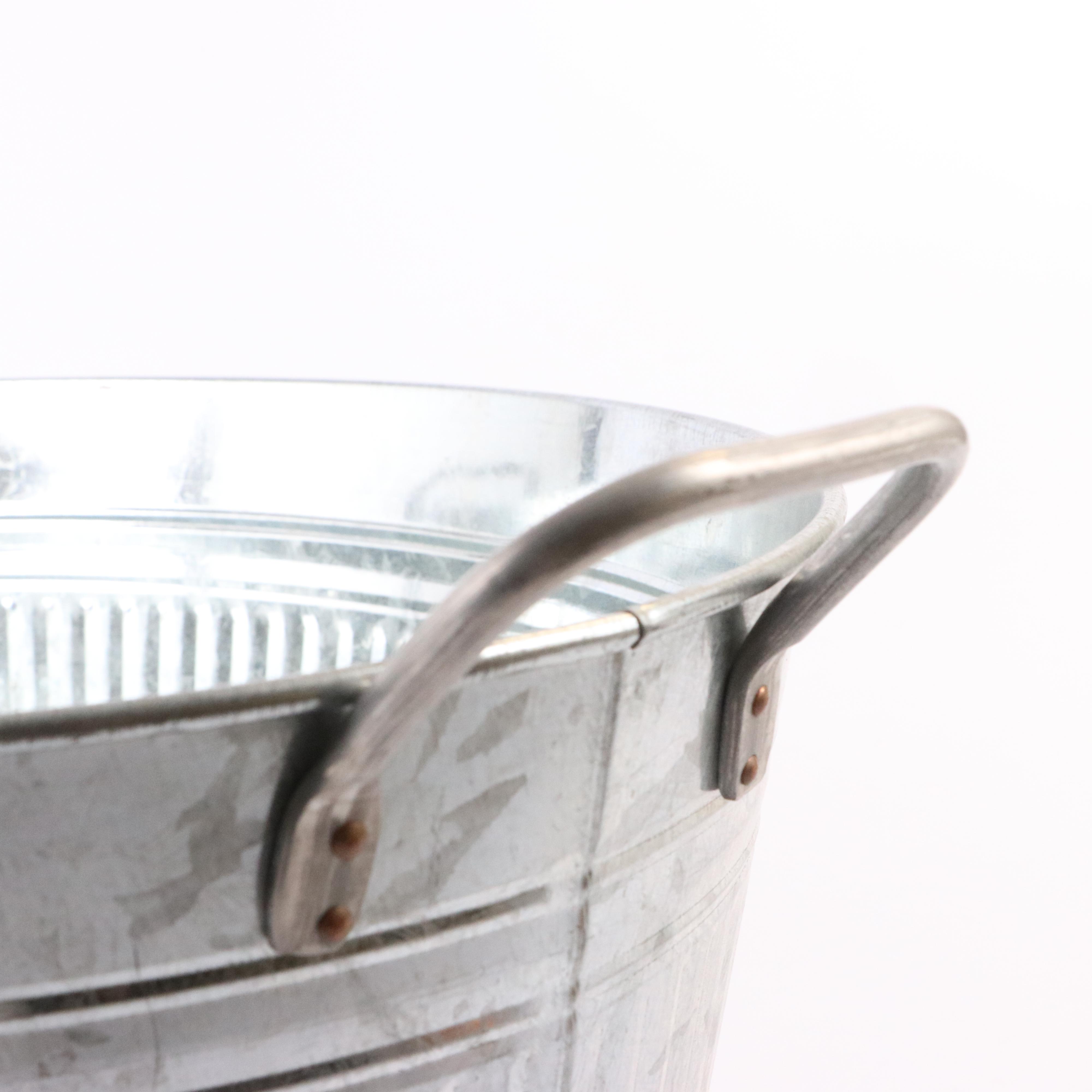 Tramontina Covered Buffet Servers, Beverage Bucket and SodaStream