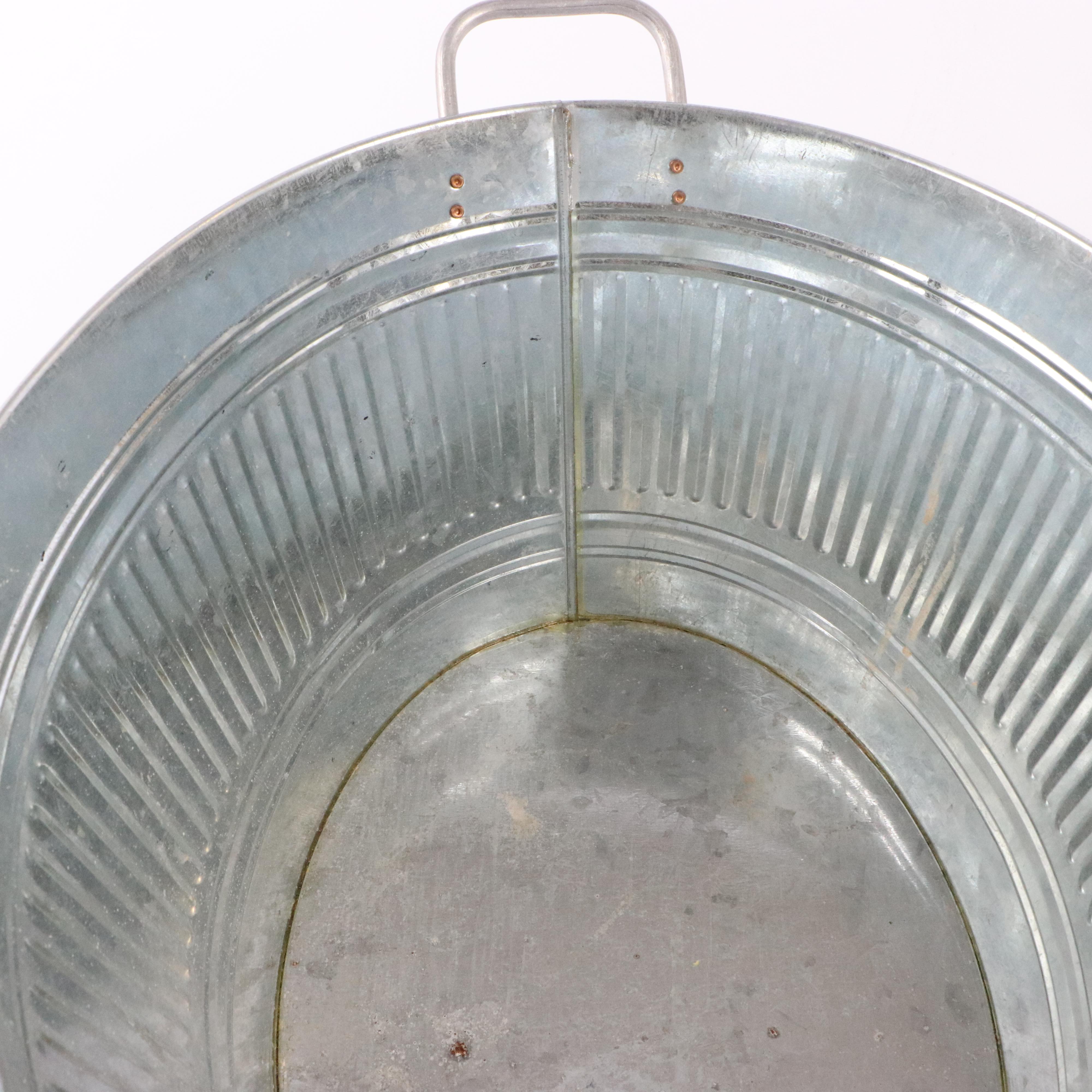 Tramontina Covered Buffet Servers, Beverage Bucket and SodaStream