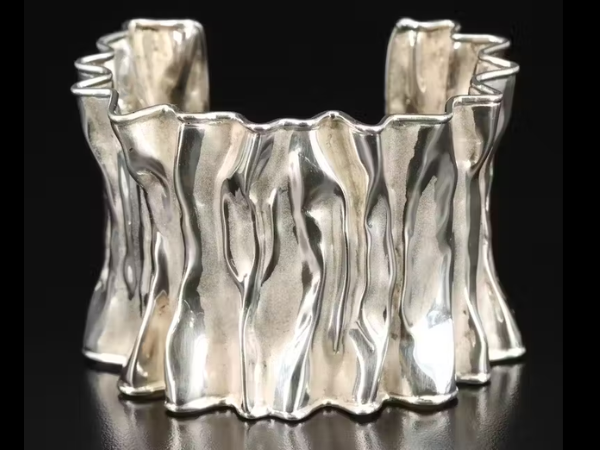 Mod & Contemporary Living