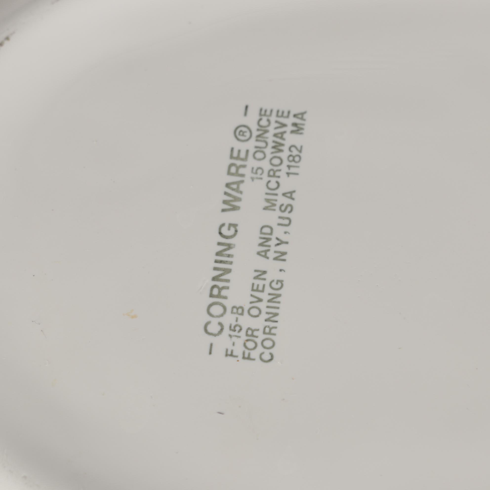 Kitchenware Collection Features Corning Ware and Pyrex