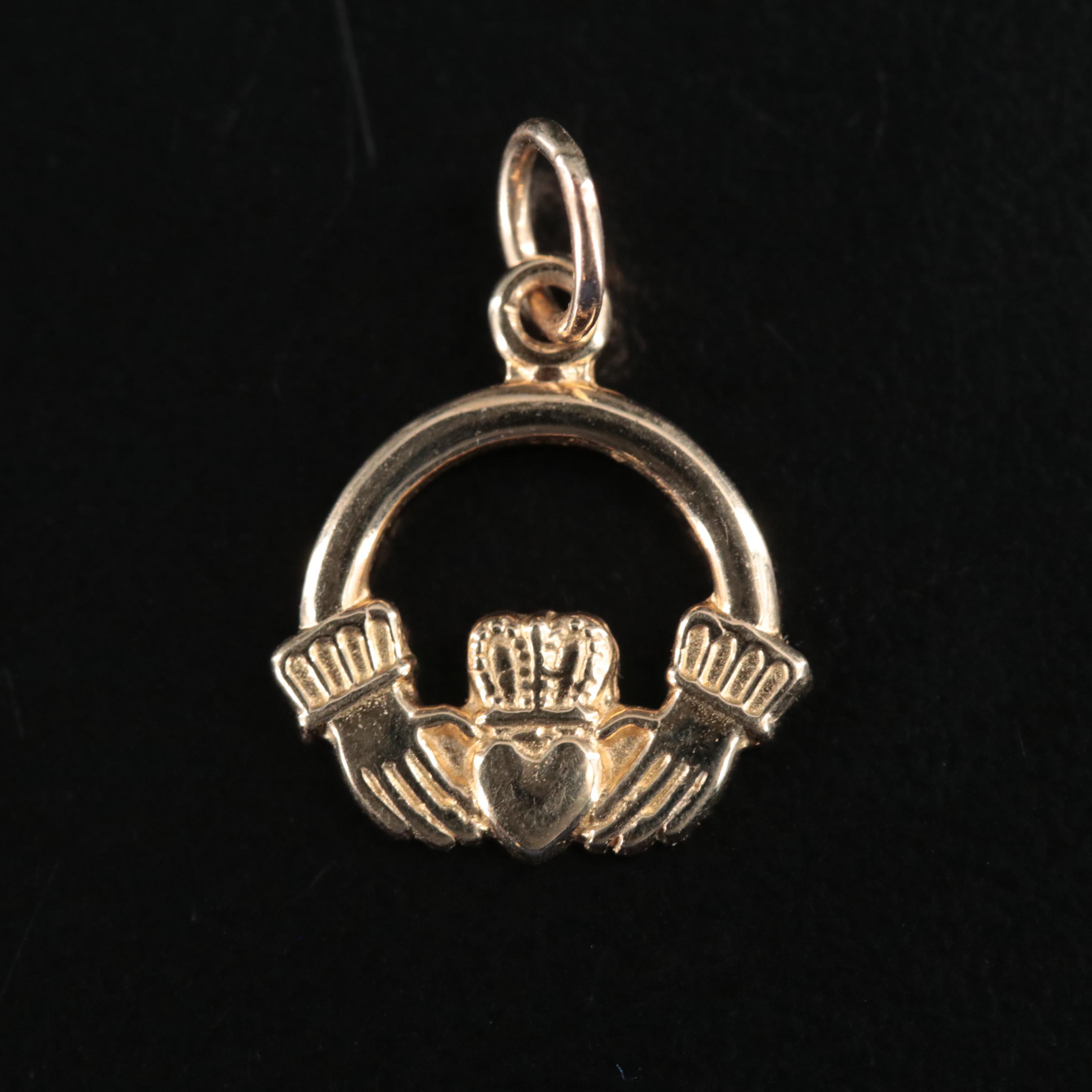 14K Claddagh Pendant