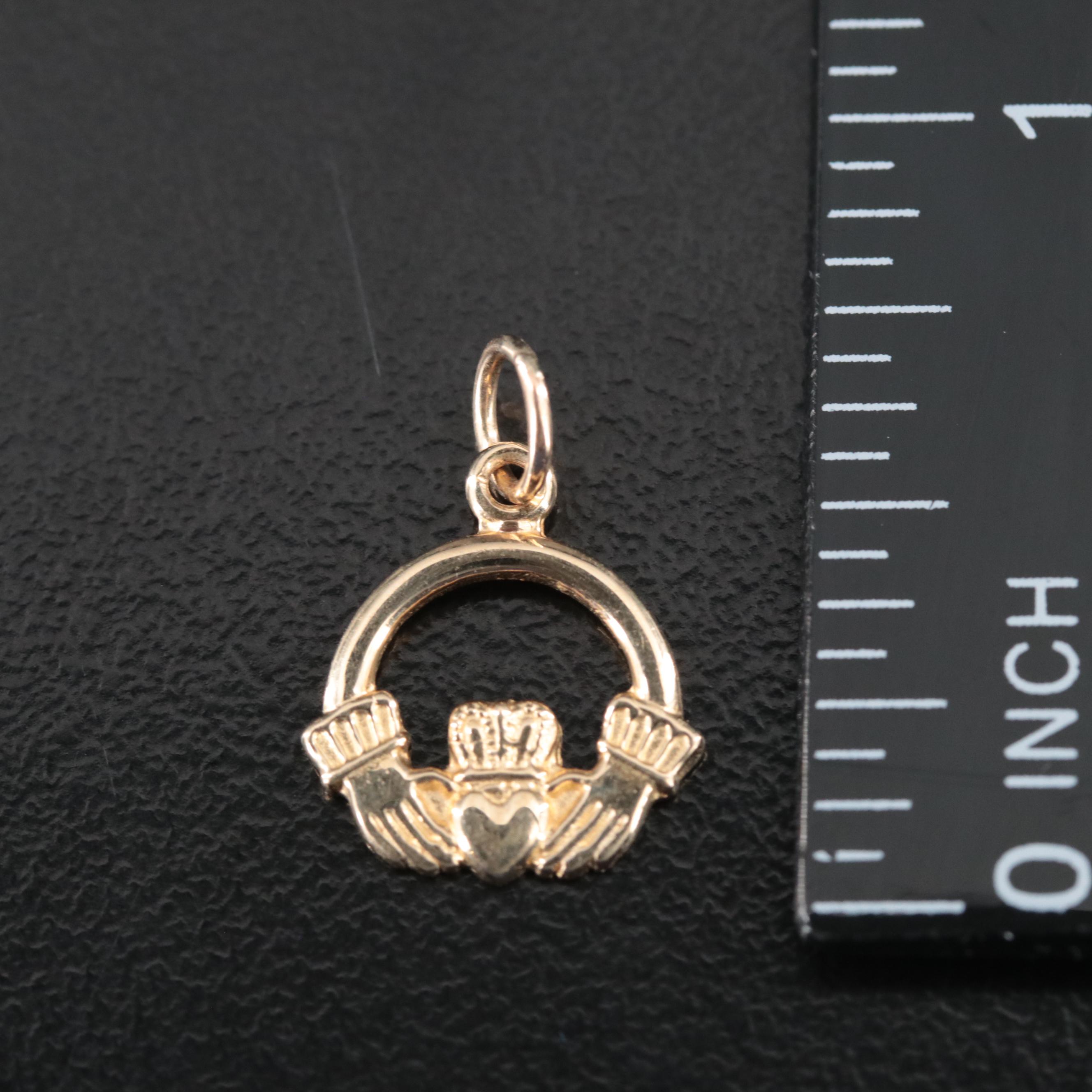 14K Claddagh Pendant