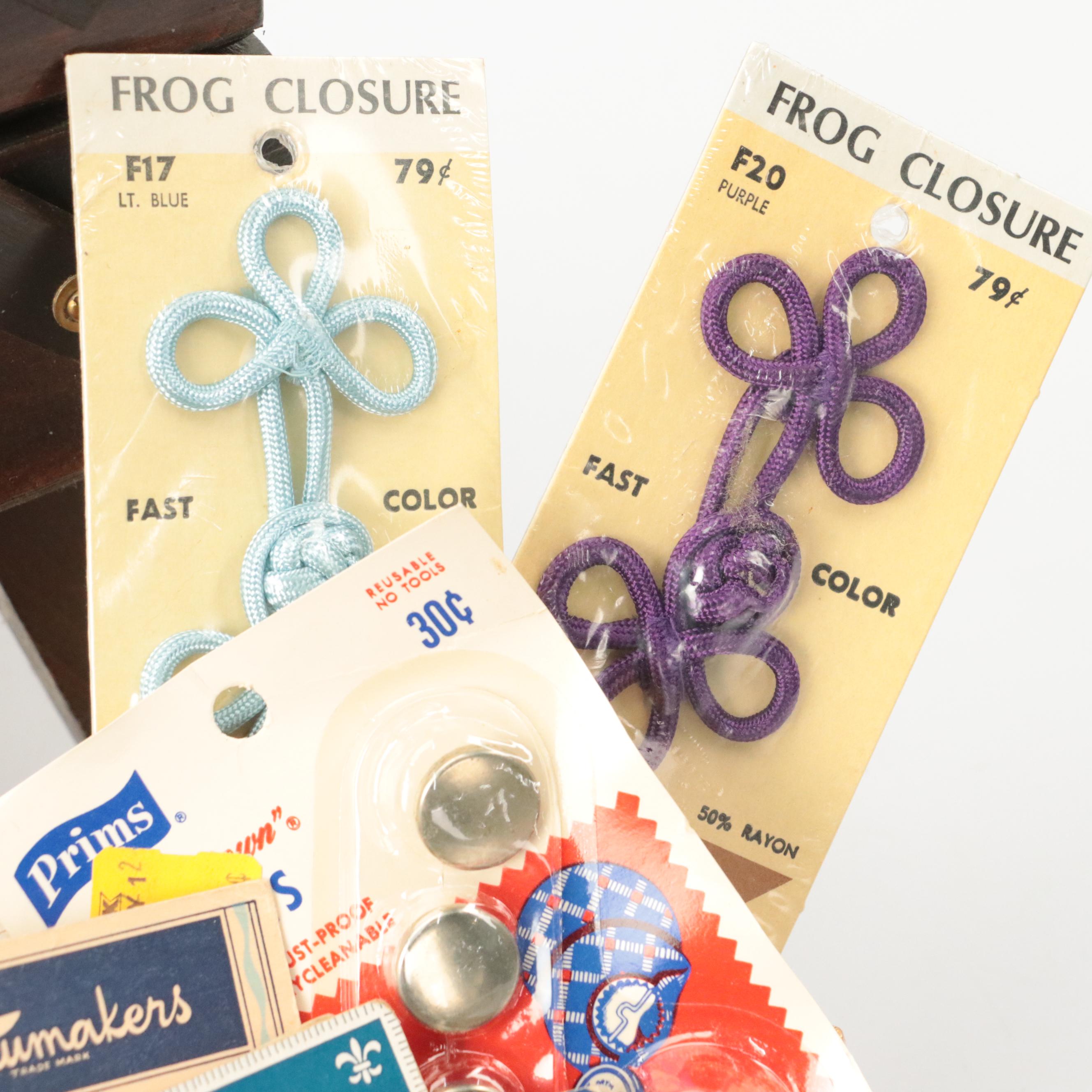 Multi-Compartment Wood Sewing Box with Sewing Supplies