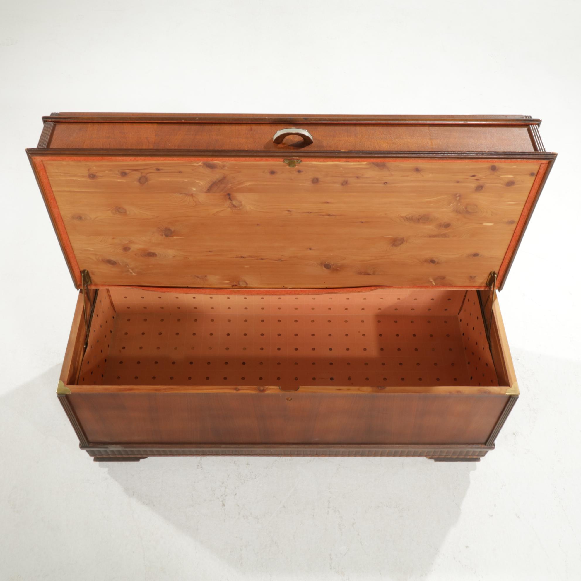 Ed Roos Company Art Deco Style Cedar Chest, Early to Mid-20th Century