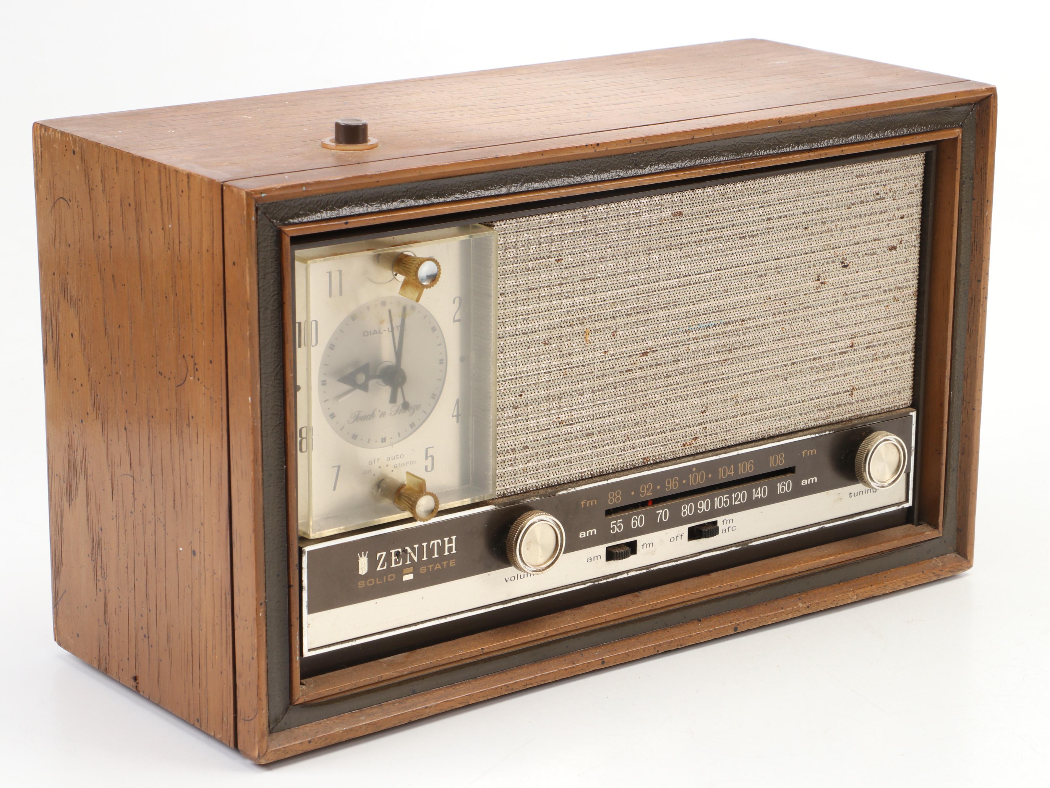 Zenith Chassis 8 Long Distance Radio and EMUD Rekord Junior 196 Tube Radio