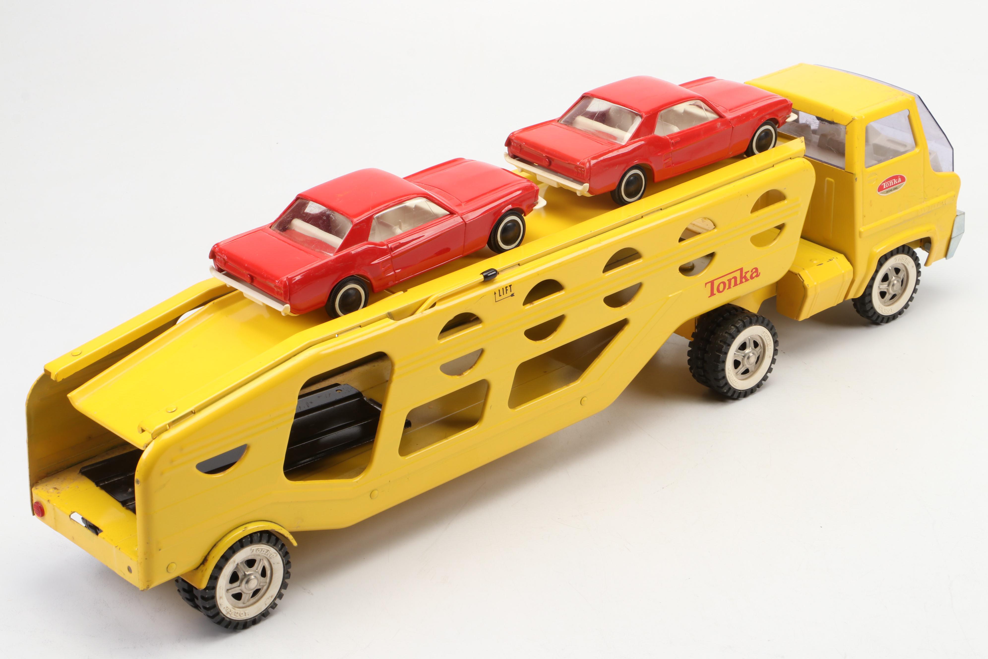 Tonka Pressed Steel Car Carrier with Plastic Ford Mustangs